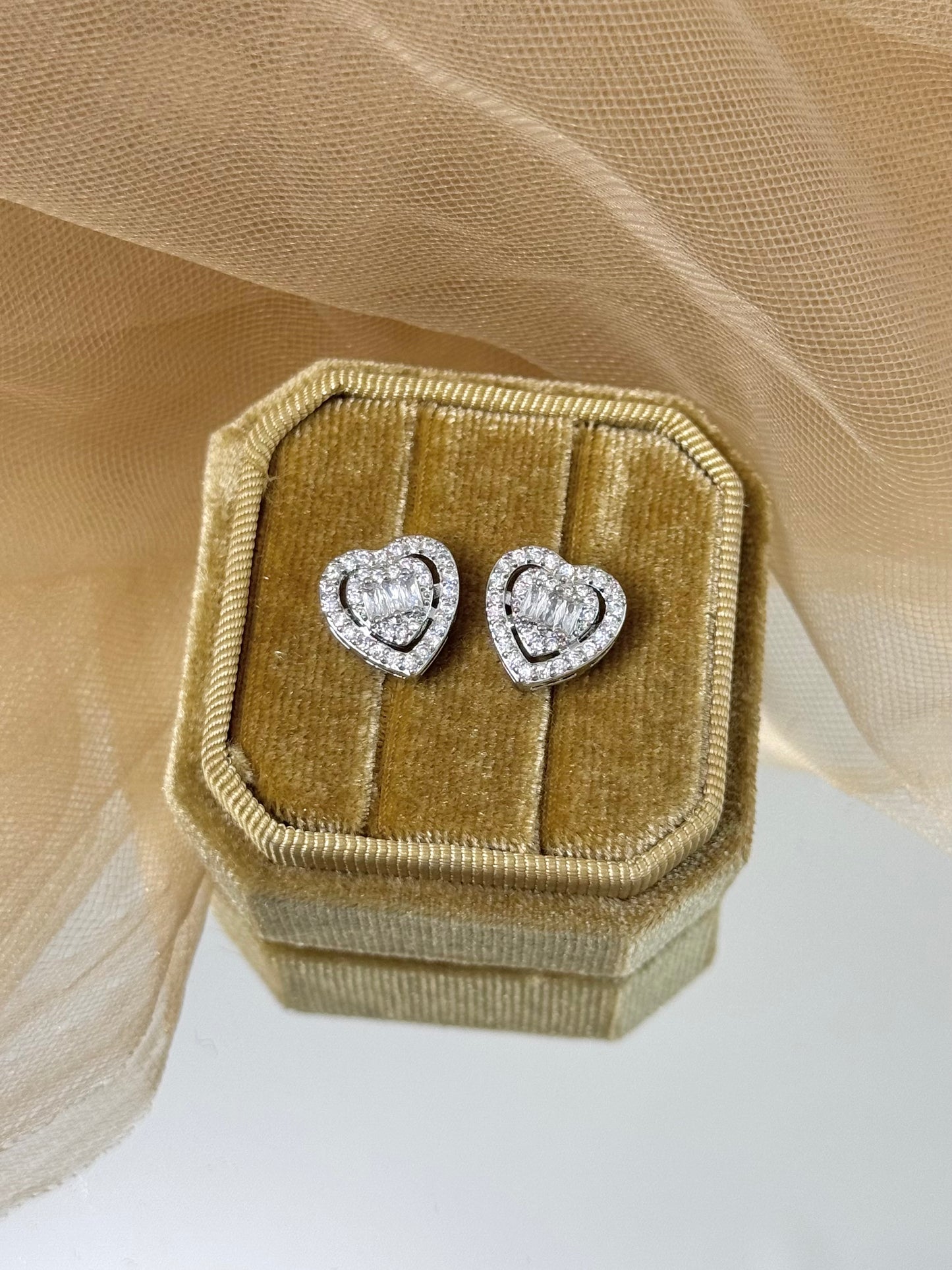 White Gold Earrings 4761