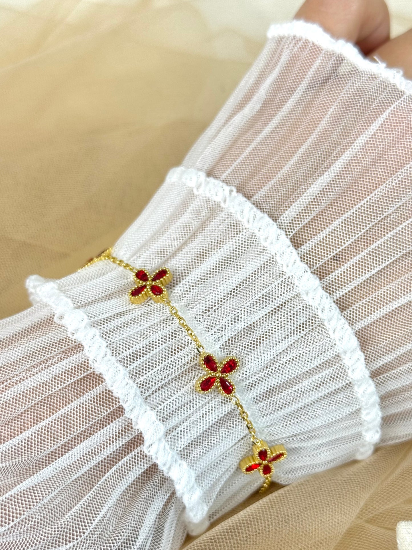 thin clover bracelet, four cleaf bracelet, thin bracelet, minimalist bracelet