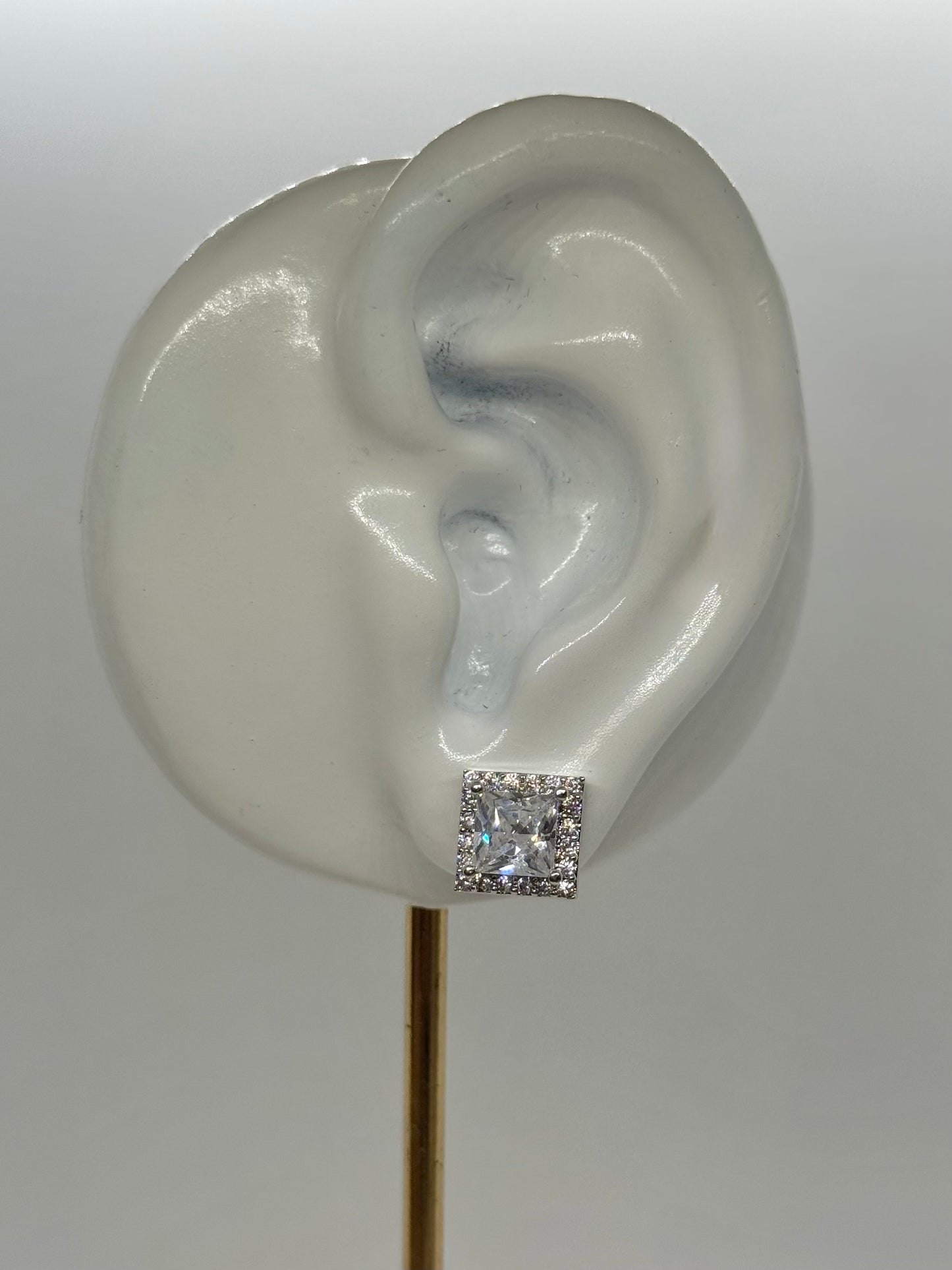 White Gold Earrings 4754