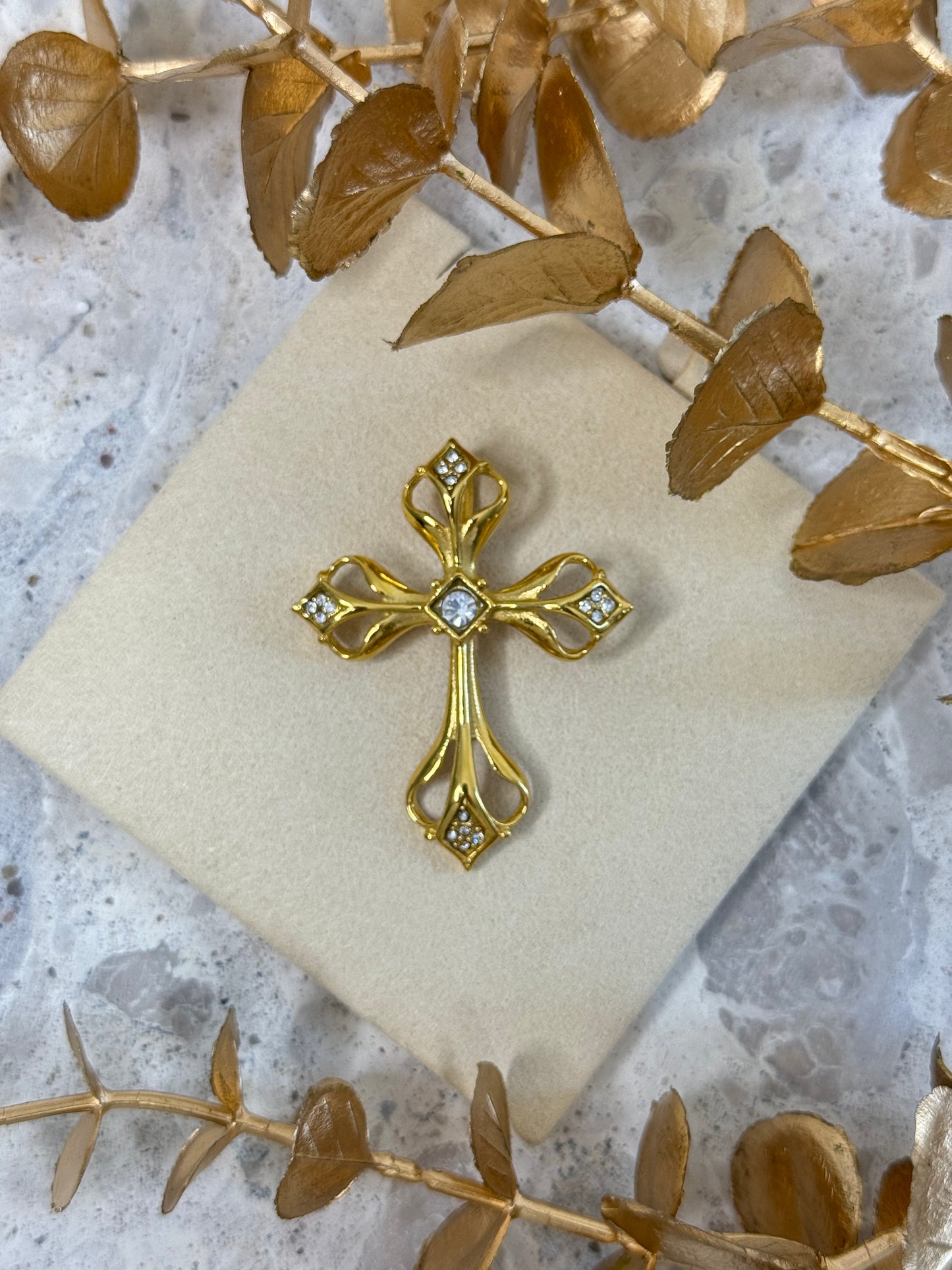 gold pendant, simple pendant, timeless design pendant, pendant for any occasion, cute pendant, versatile pendant, pendant for necklace, bold pendant, statement pendant, religious pendant, cross pendant, faith pendant, cross pendant with stone