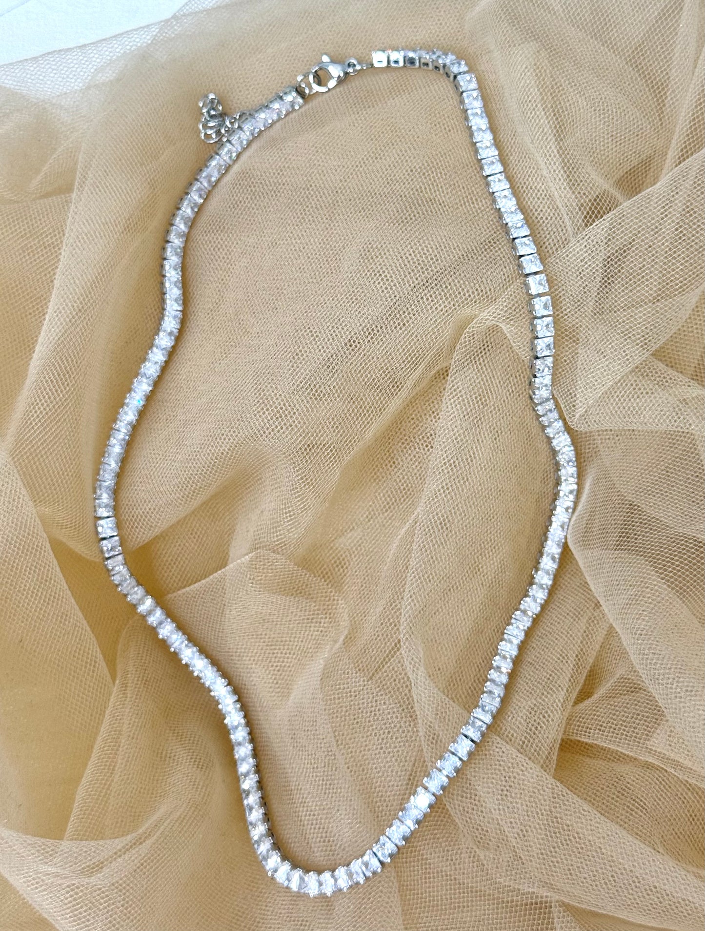 tennis chain, tennis jewellery, heap tennis necklace, affordable jewellery, tennis jewellery australia