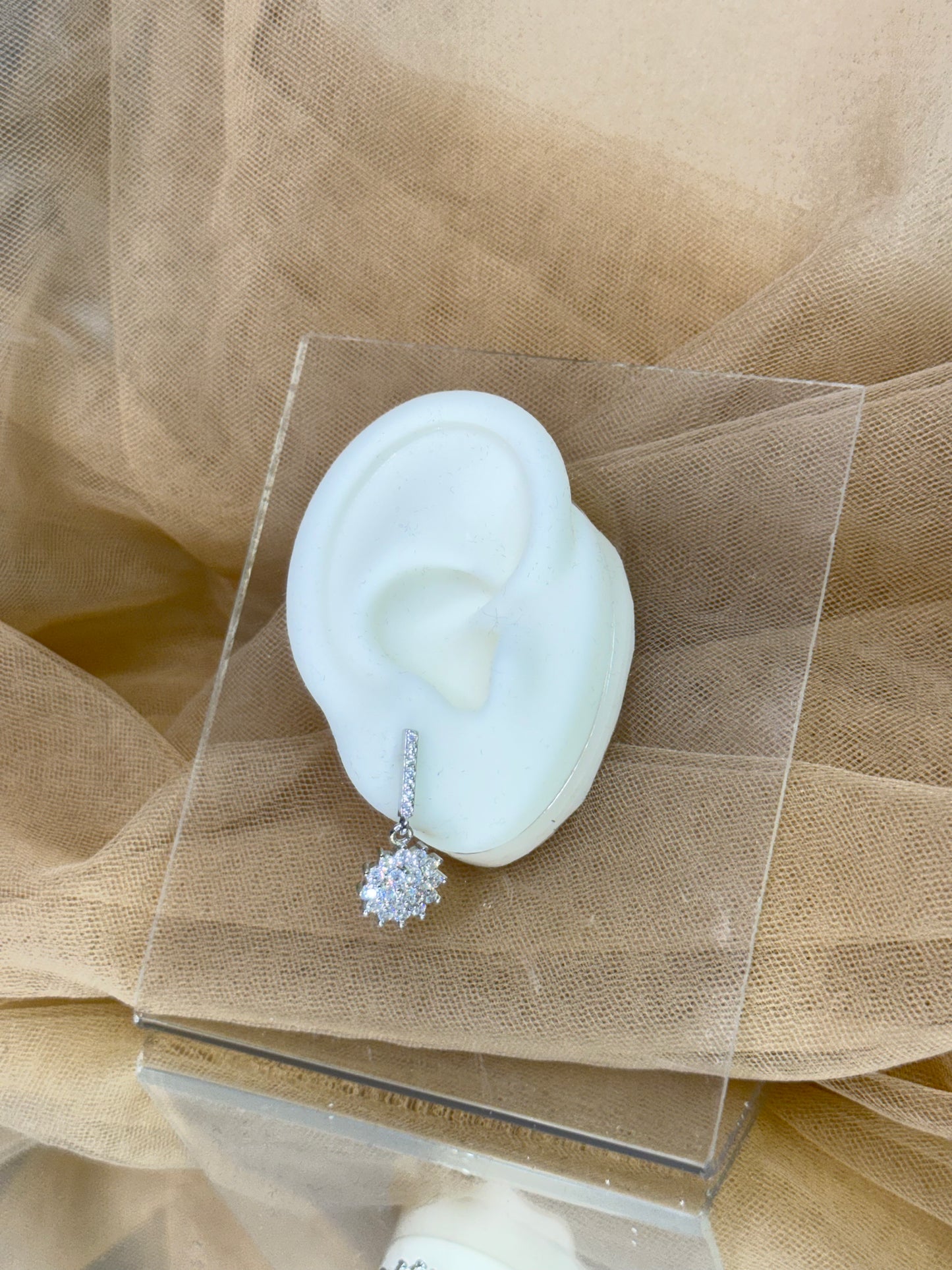 stone earrings, white gold earrings, drop earrings, australia earrings, simple earrings, stud earrings, sparkling earrings, affordable earrings, cheap earrings, waterproof earrings