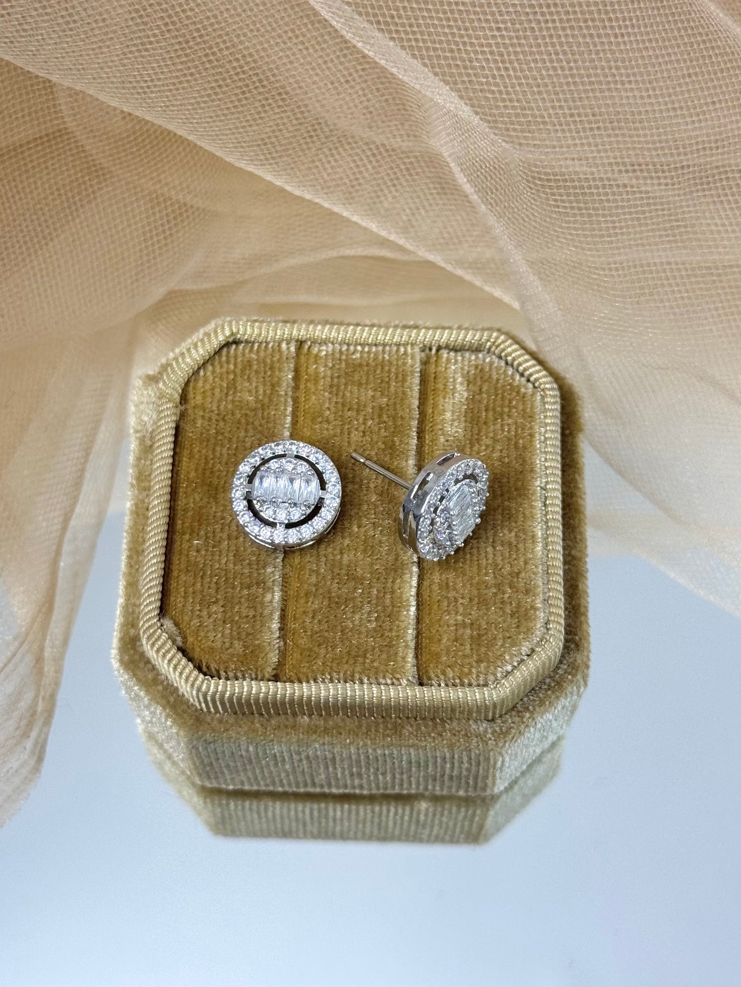 White Gold Earrings 4760