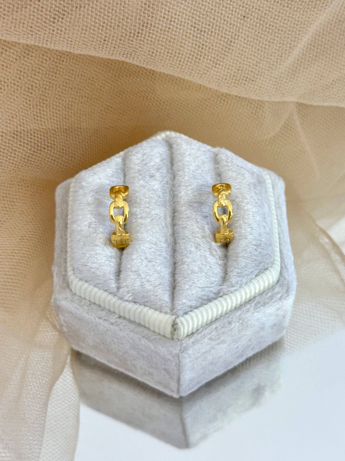 Yellow Gold Earrings 4560