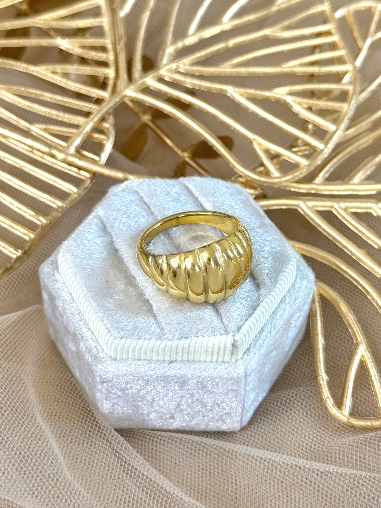 link ring, simple ring, stackable ring, minimal ring, ring for everday australia, affordable ring in australia