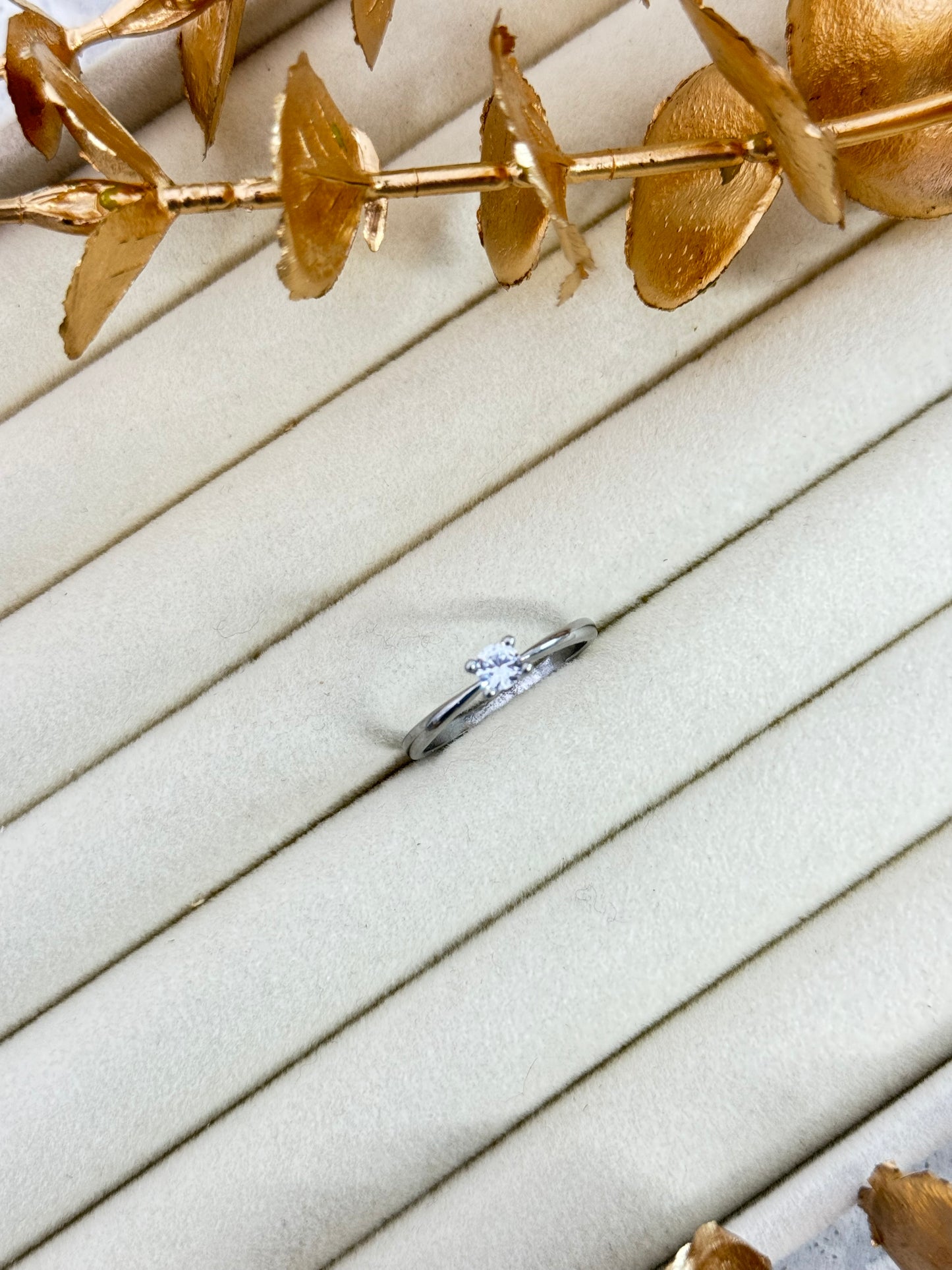 Ring 1353
