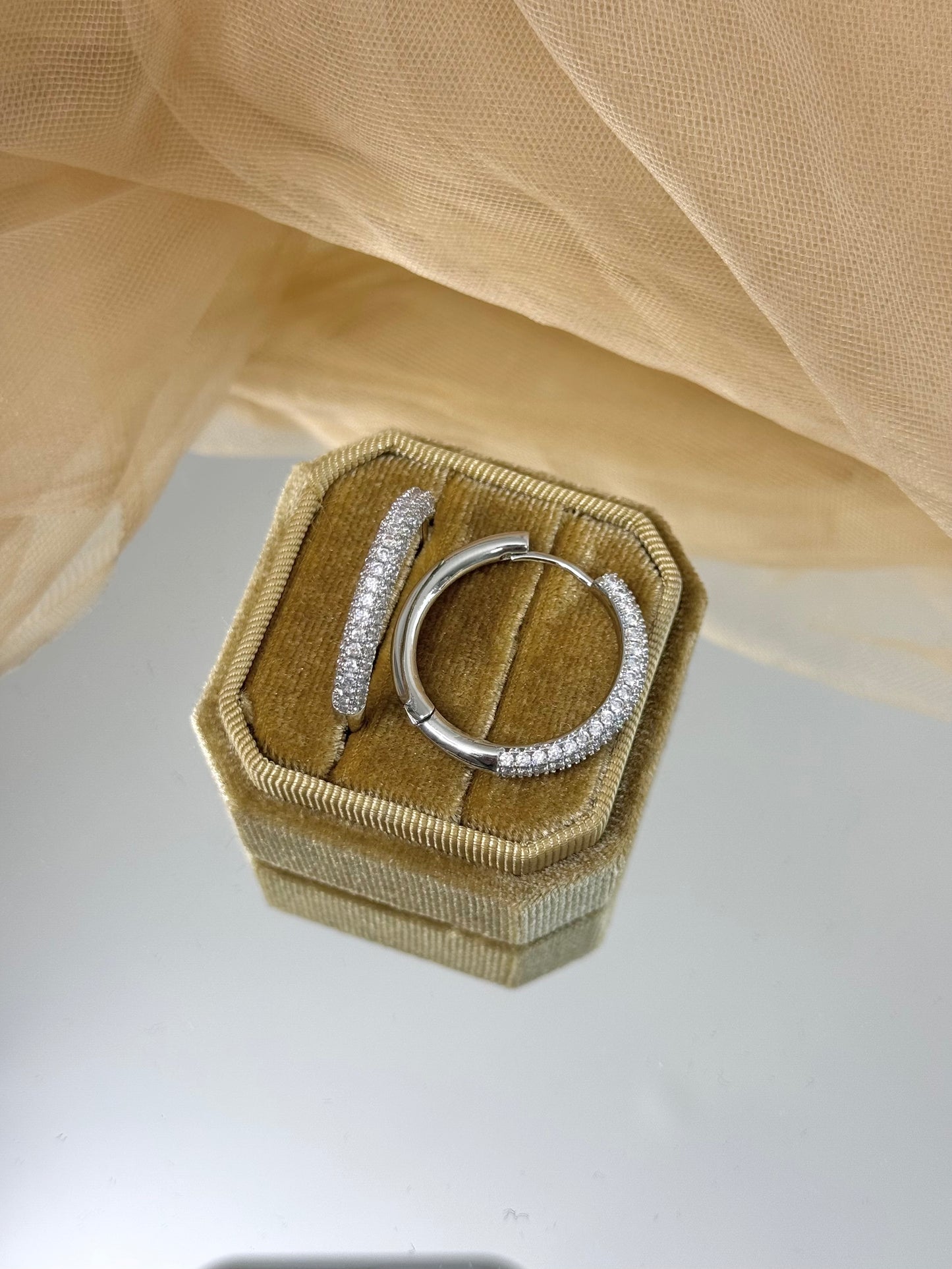 White Gold Earrings 4742