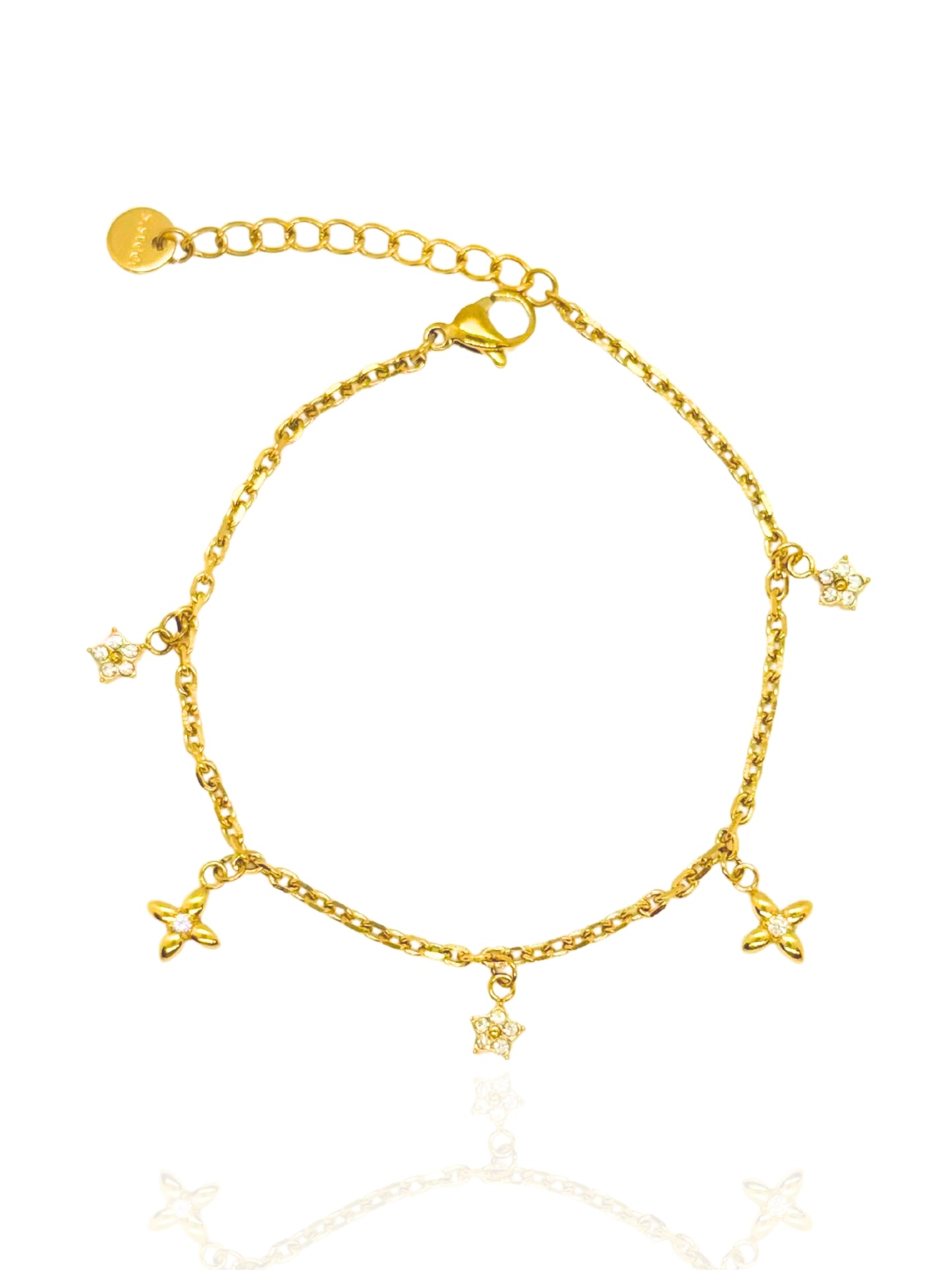 timeless jewellery, perfect gift for her, elegant bracelet, charm bracelet, best gift for her, classic gold chain bracelet, stylish gift, statement bracelet, versatile bracelet, bracelet Australia, gold bracelet, lucky charm, cute bracelet, dangling bracelet, flower design bracelet, flower bracelet