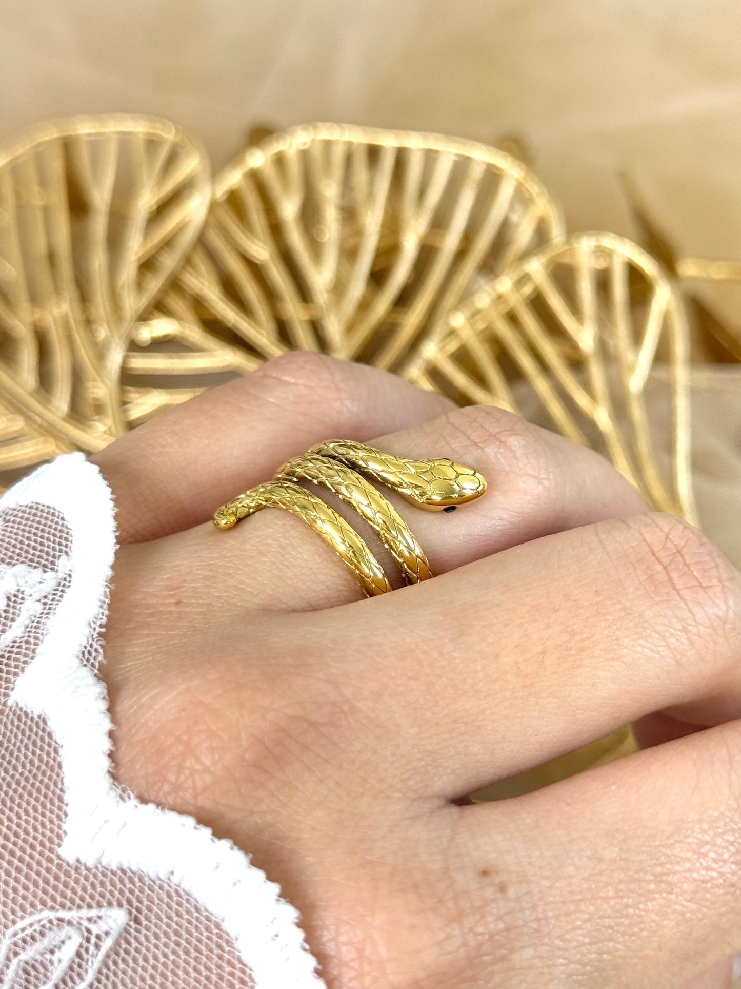 snake ring, snake design jewellery. snake jewellery, serpent, snake rings
