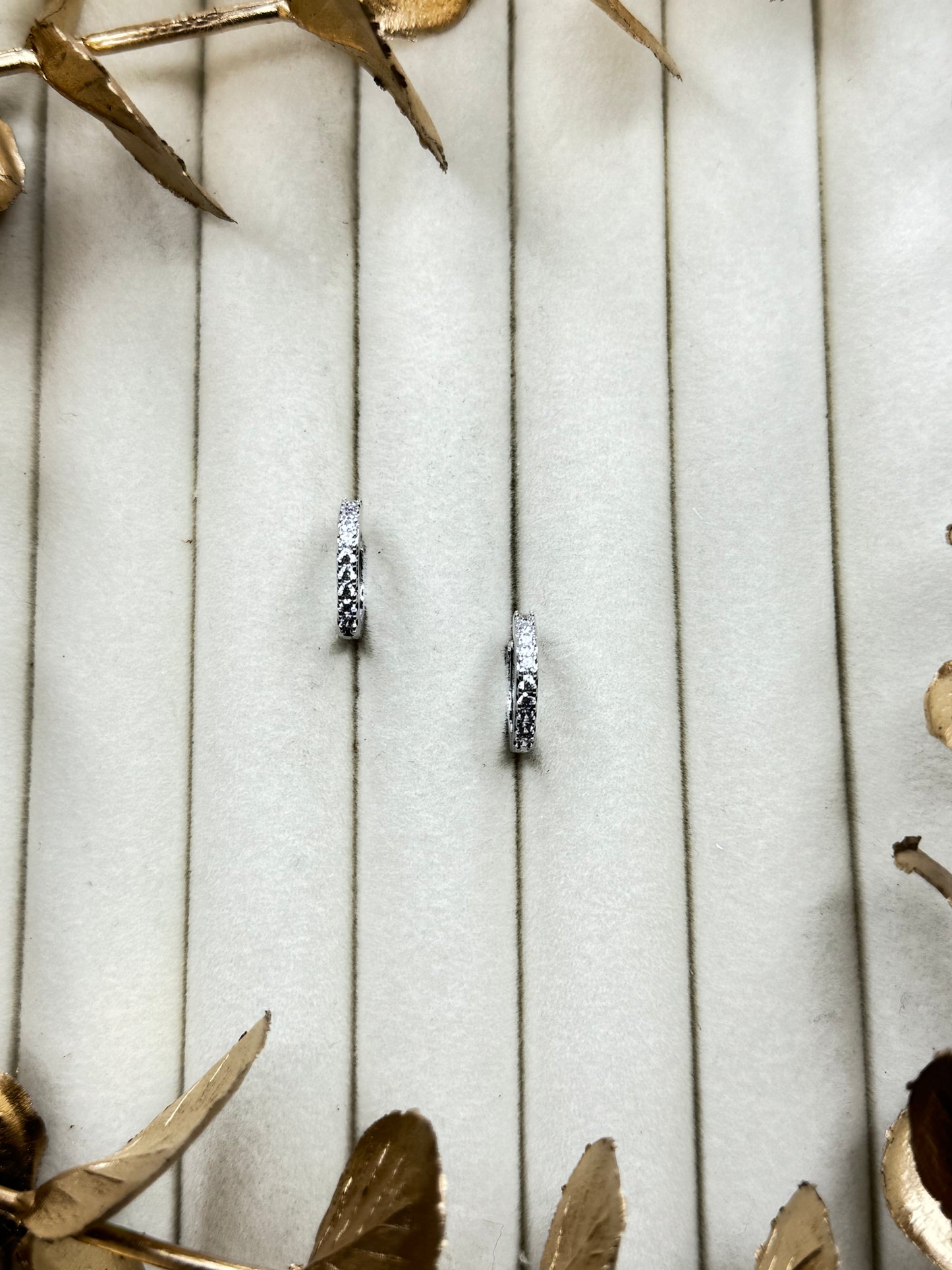 White Gold Earrings 1679