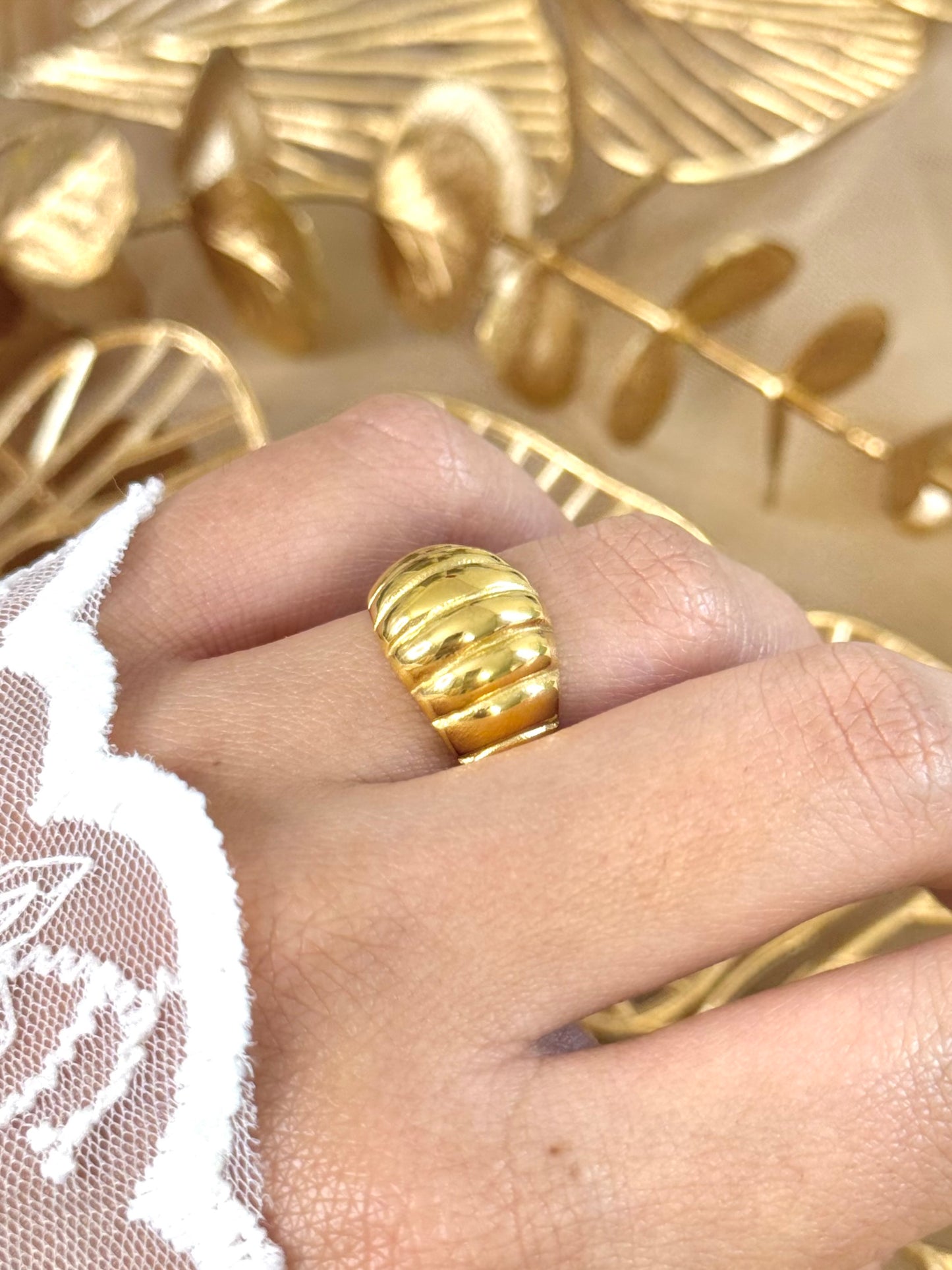 link ring, simple ring, stackable ring, minimal ring, ring for everday australia, affordable ring in australia