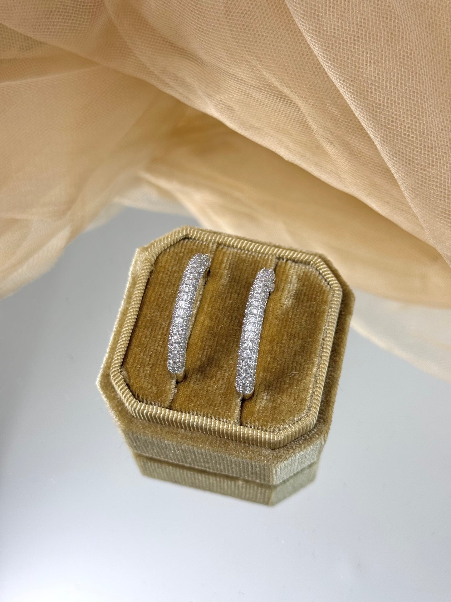 White Gold Earrings 4742