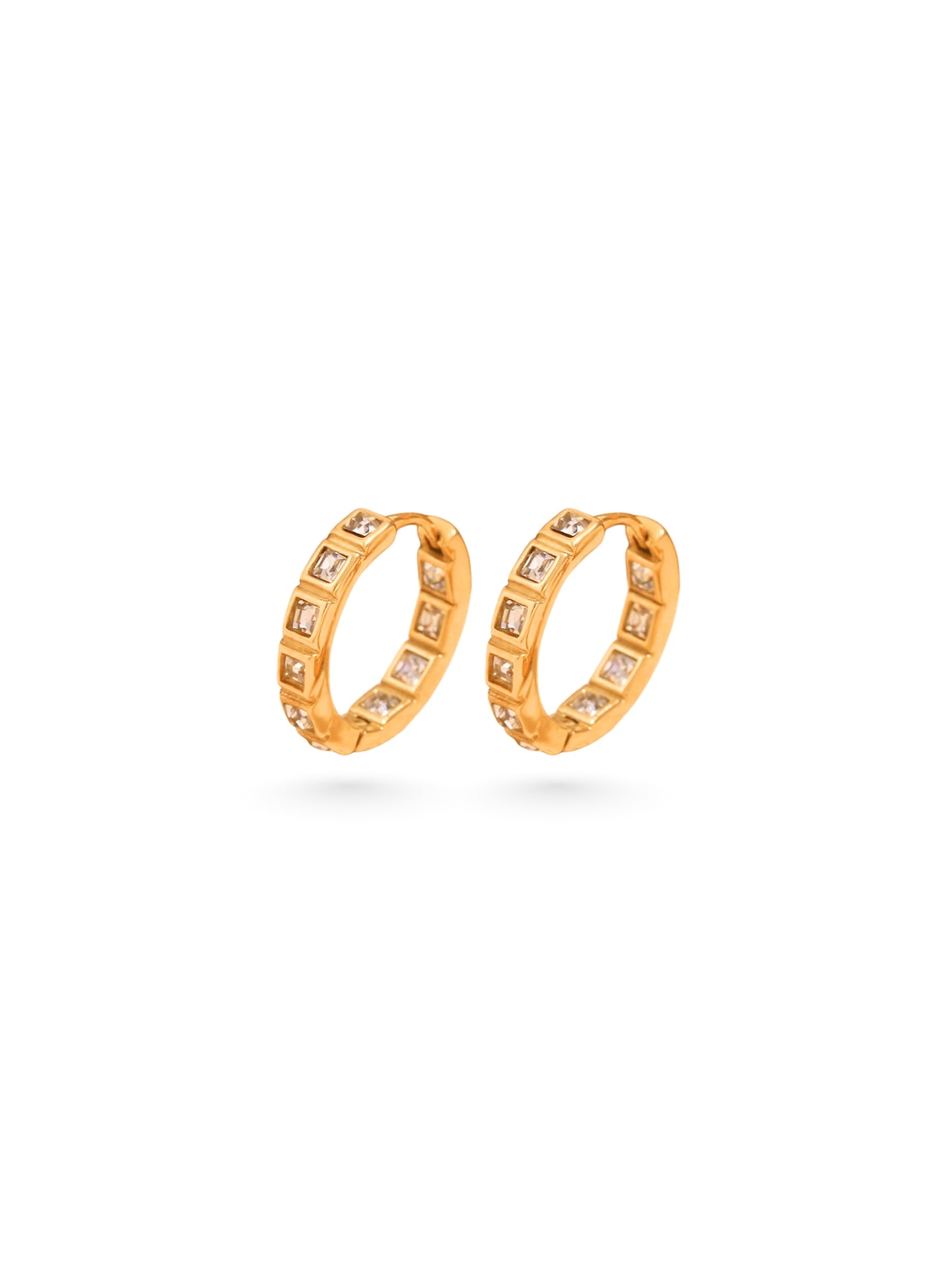 gold earrings, minimalist design earrings, jewellery for occasions, gift idea for her, cute earrings, dainty earrings, elegant earrings, dainty earrings, cute earrings, simple earrings, earrings with stones, unique design earrings, stud earrings, huggie earrings, statement earrings, minimal stones, earrings with stones, square zircon earrings, zircon earrings, hoop earrings, drop earrings, gold hoops, classic hoop earrings