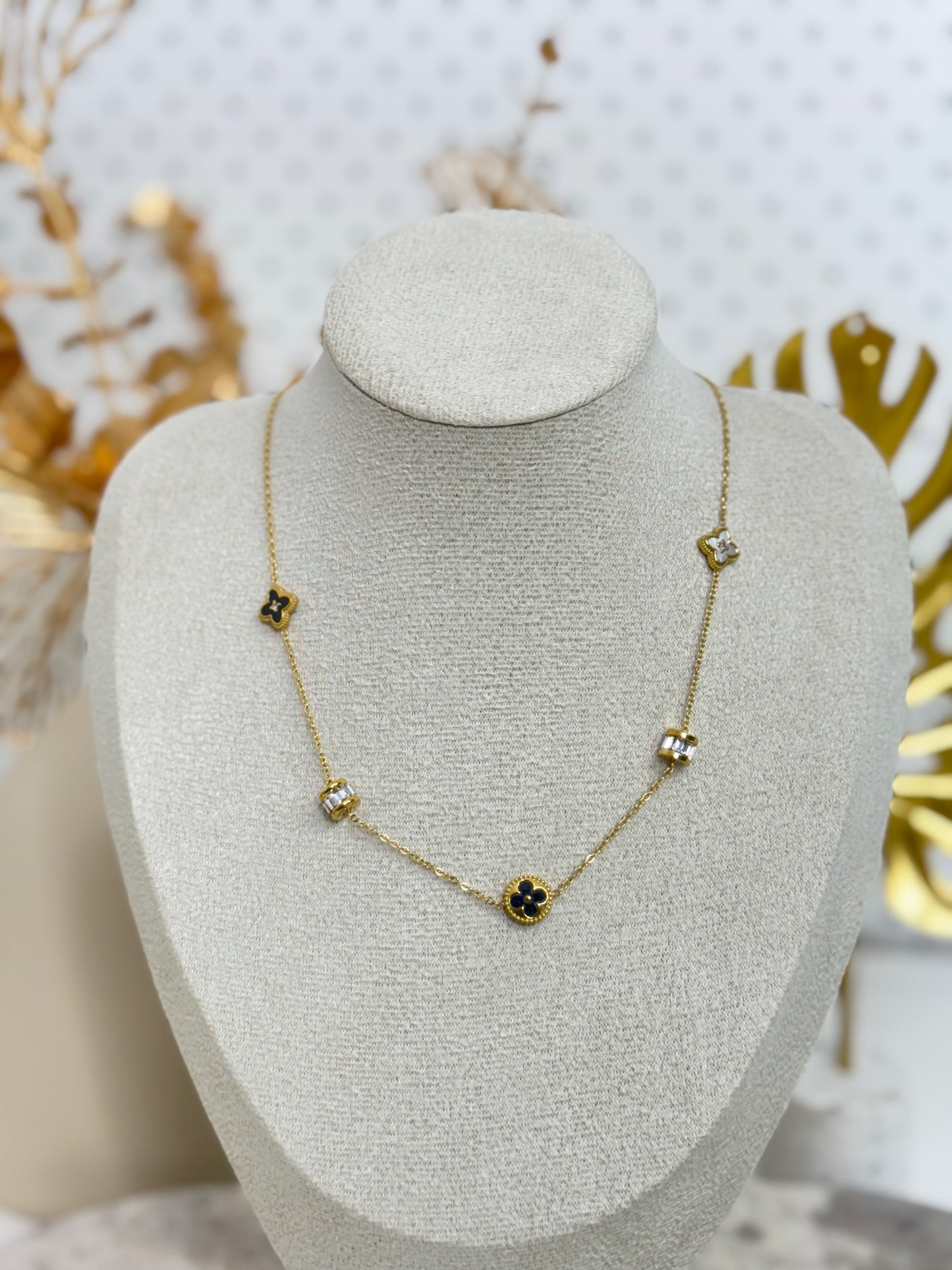 Amelie Necklace