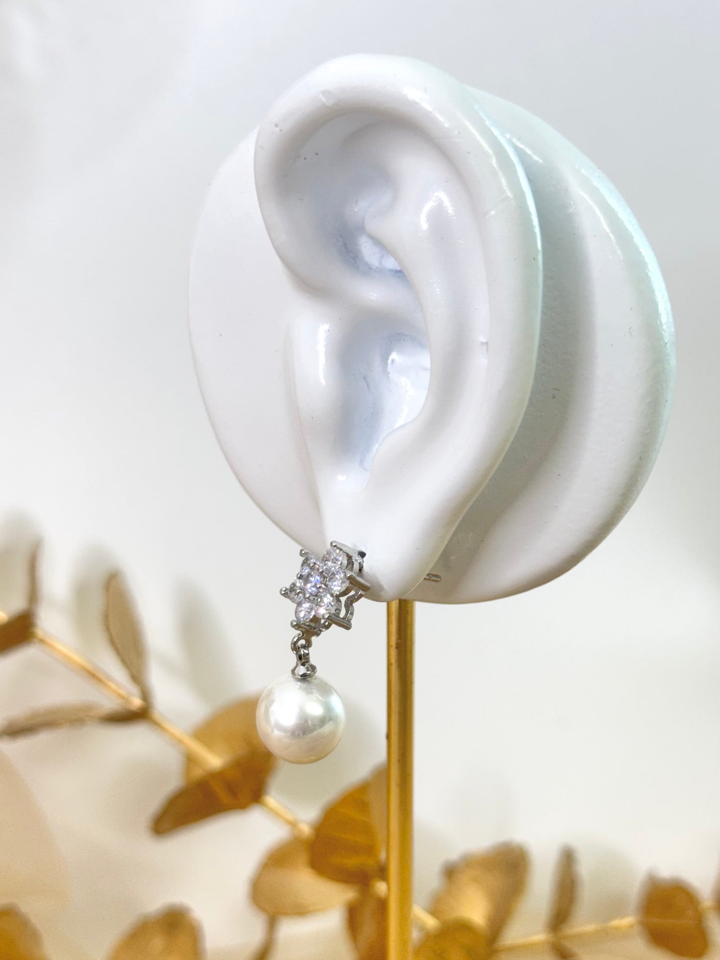 White Gold Earrings 4237