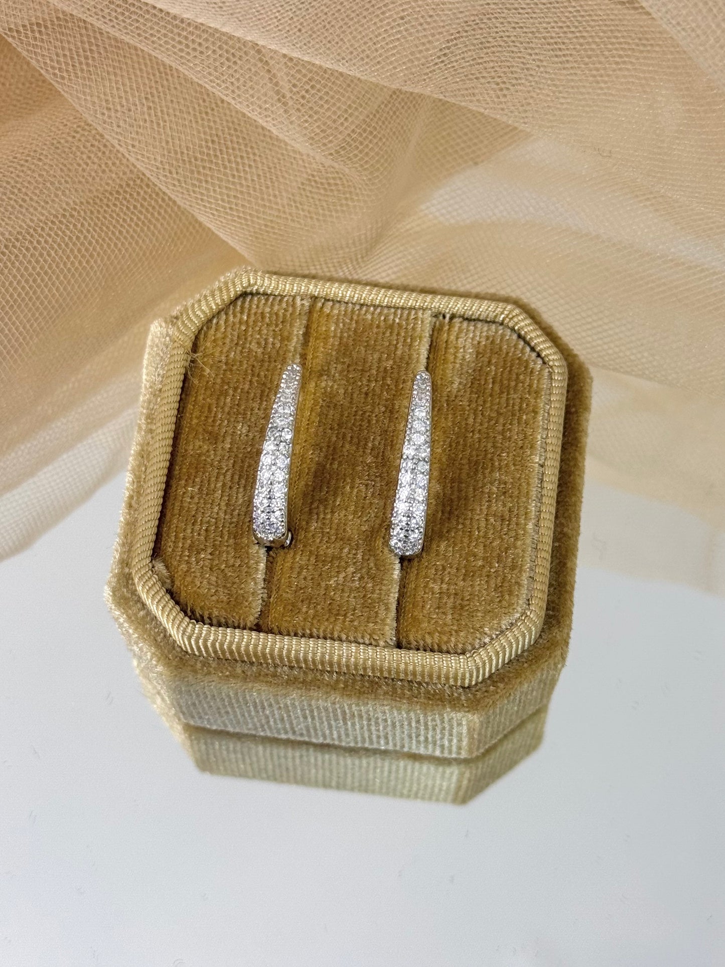 White Gold Earrings 3629