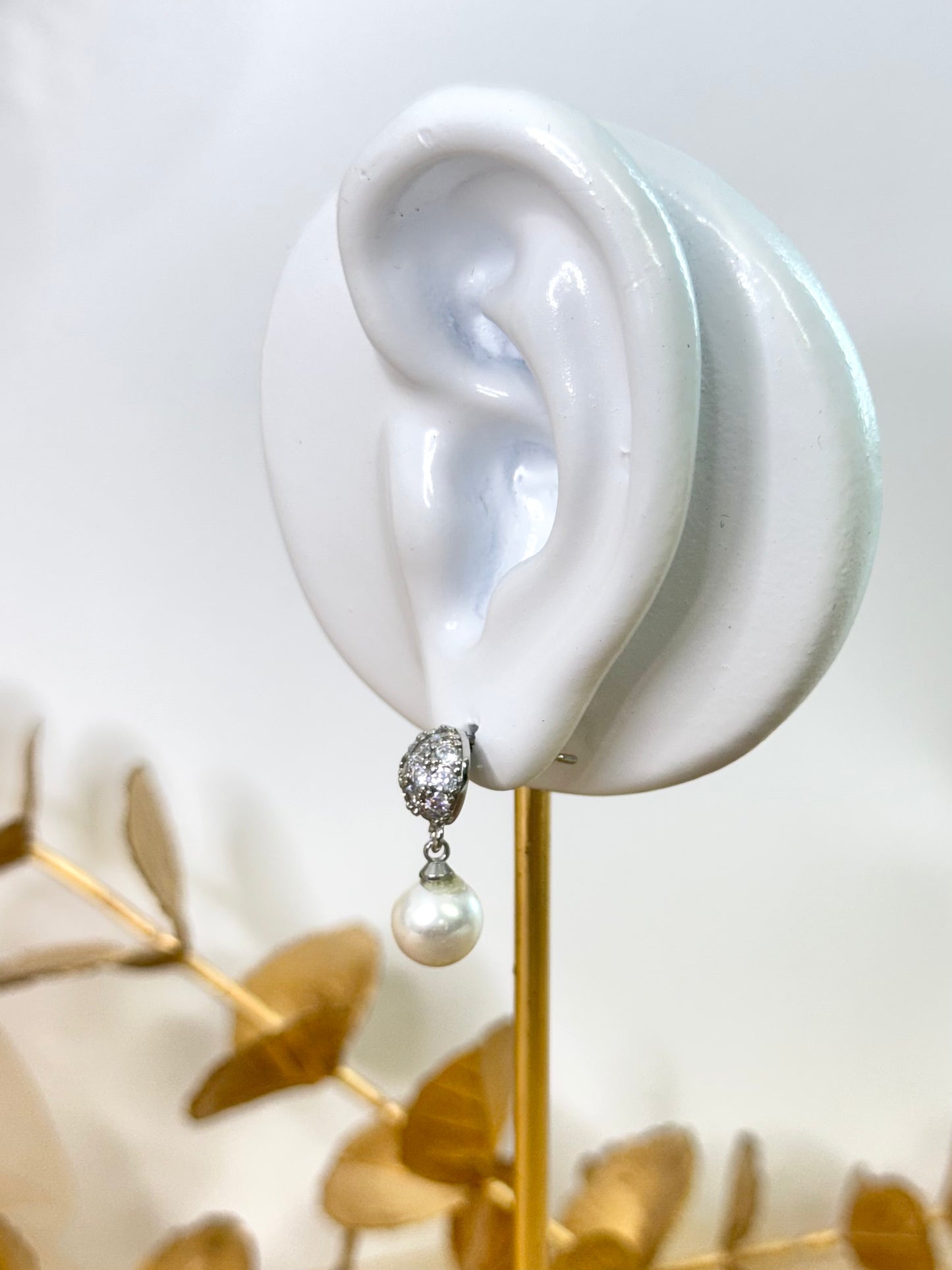 White Gold Earrings 4236