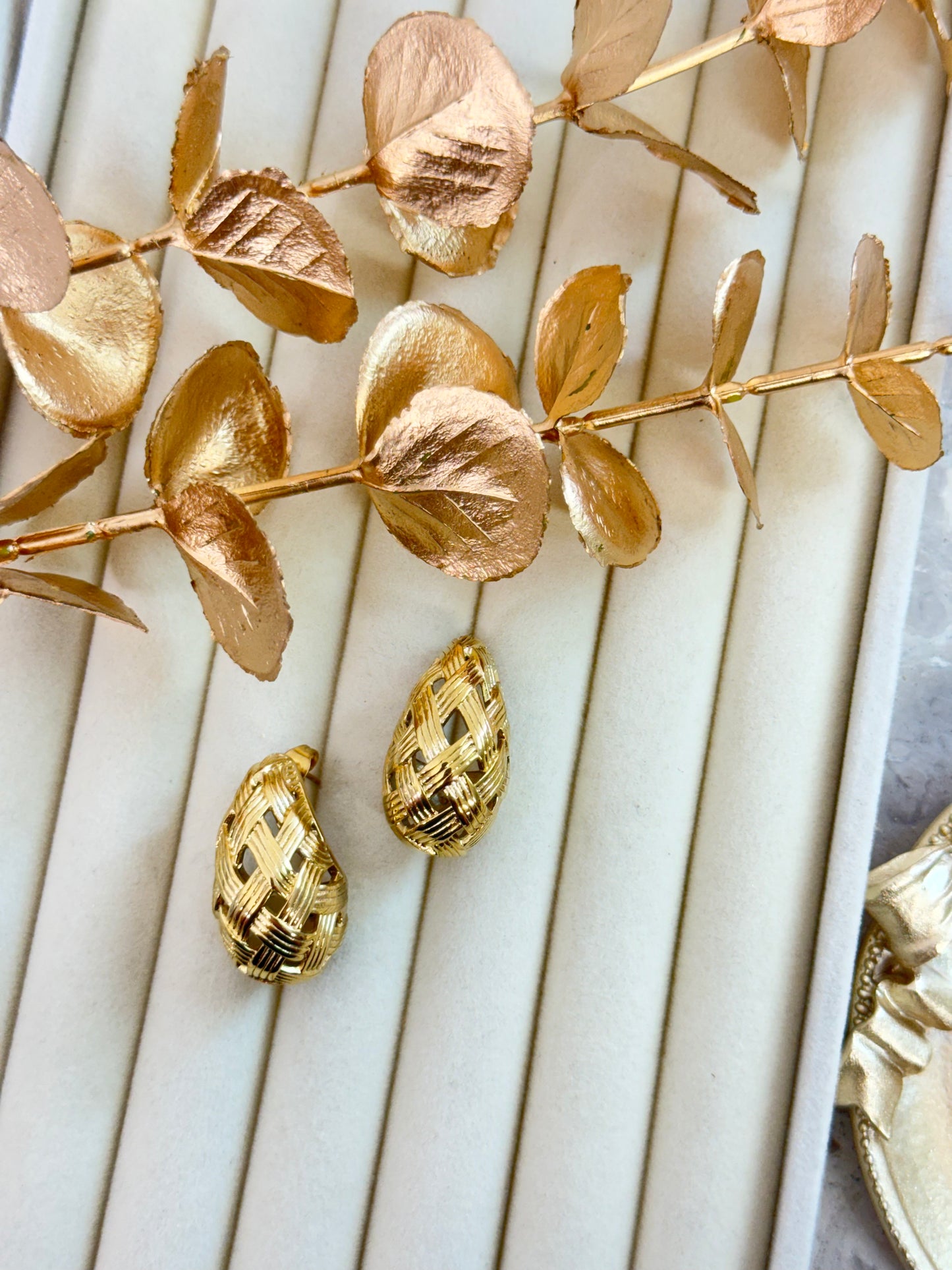 Earrings 987