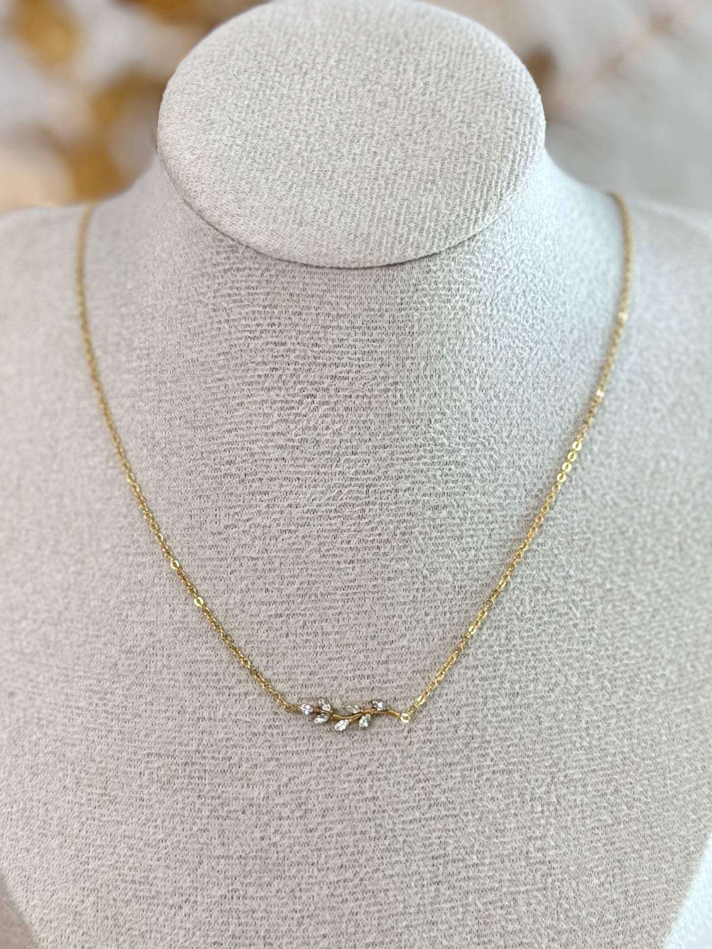 Timeless Jewelry, Simple Necklace, Perfect Gift for Her
Elegant Necklace, Dainty Jewelry, Classic Gold Chain, Fashion Accessories
Sleek Necklace, Trendy Jewelry, Lightweight Chain, Stylish Gift Idea
Statement Necklace, Modern Jewelry, Versatile Chain, Women's Fashion Necklace
Luxury Necklace, Hypoallergenic Jewelry, Durable Chain, Non-Tarnish Necklace
Chic Necklace, Birthday Gift, Anniversary Jewelry, Must-Have Accessory