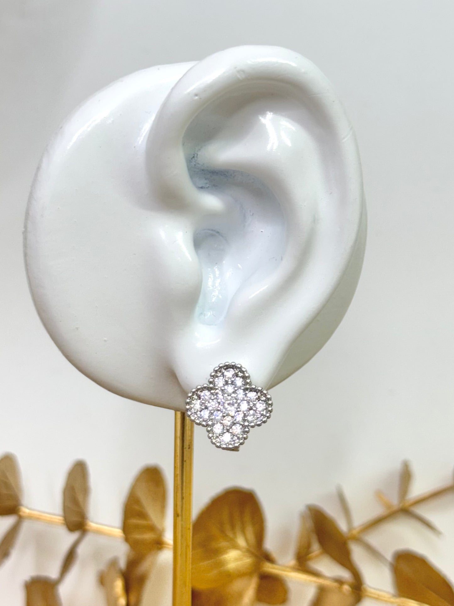 White Gold Earrings 1665