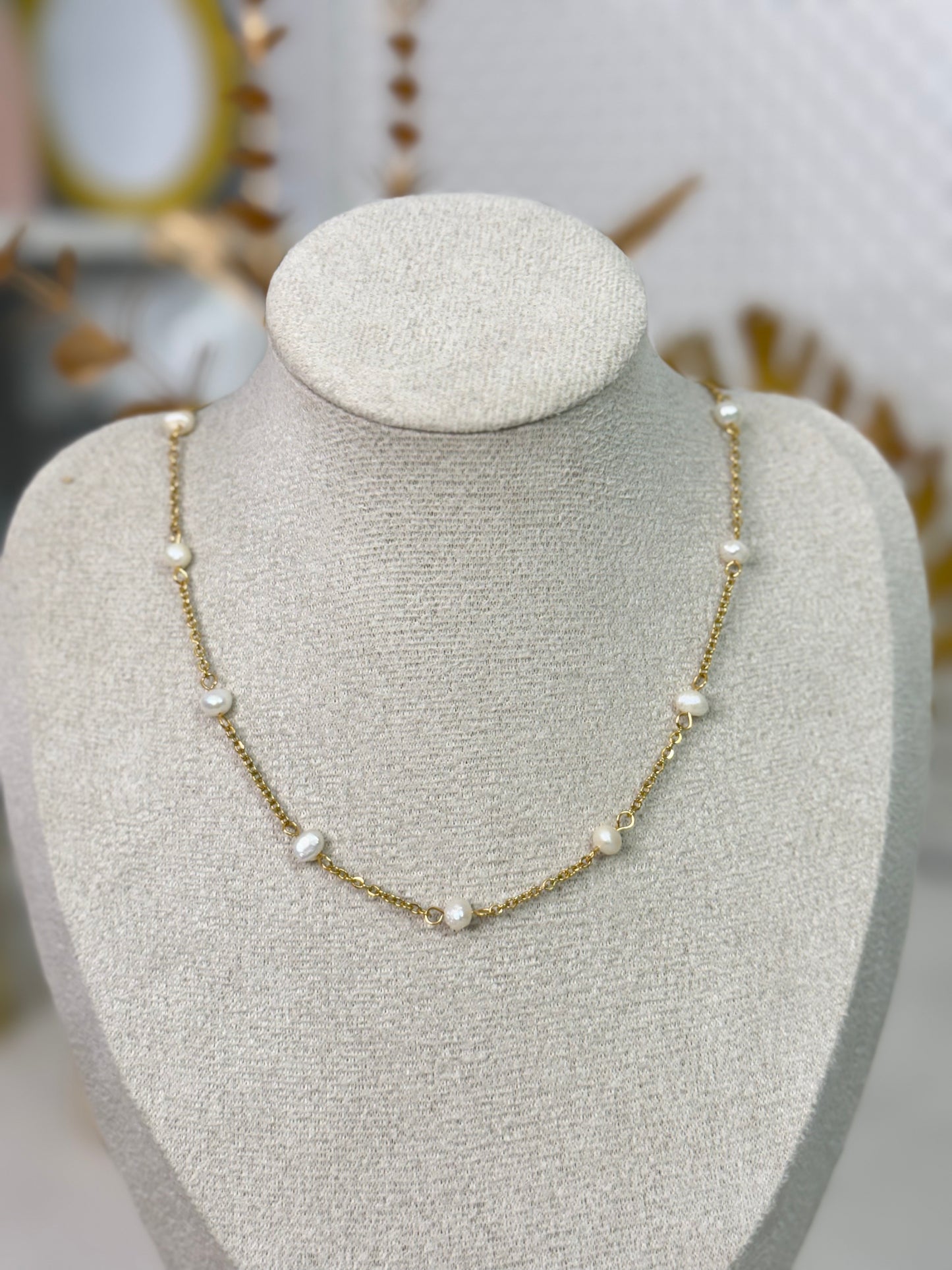 Timeless Jewellery, Simple Necklace, Perfect Gift for Her
Elegant Necklace, Dainty Jewelry, Classic Gold Chain, Fashion Accessories
Sleek Necklace, Trendy Jewellery, Lightweight Chain, Stylish Gift Idea
Statement Necklace, Modern Jewellery, Versatile Chain, Women's Fashion Necklace
Luxury Necklace, Hypoallergenic Jewellery, Durable Chain, Non-Tarnish Necklace
Chic Necklace, Birthday Gift, Anniversary Jewellery, Must-Have Accessory