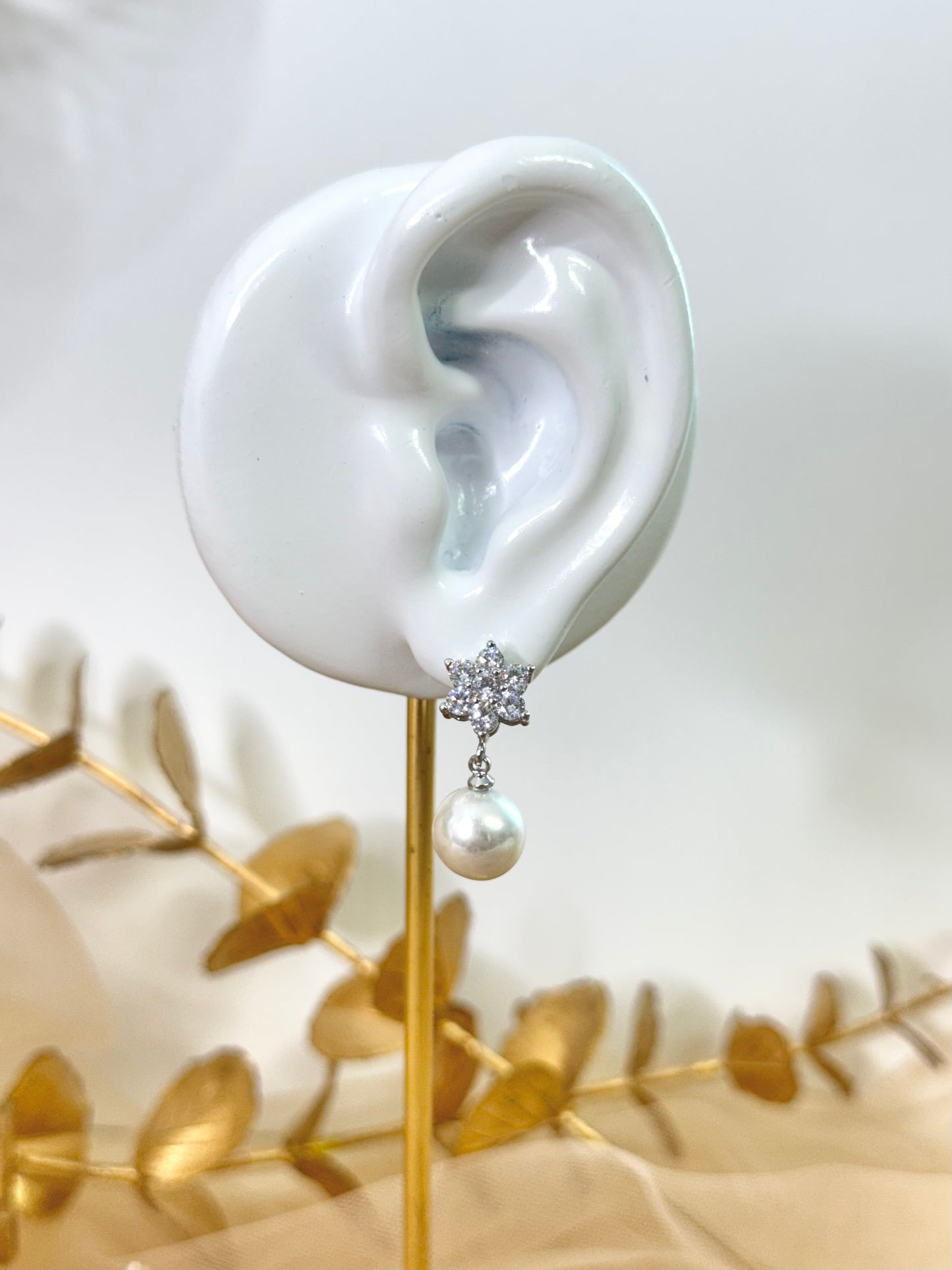 White Gold Earrings 4237