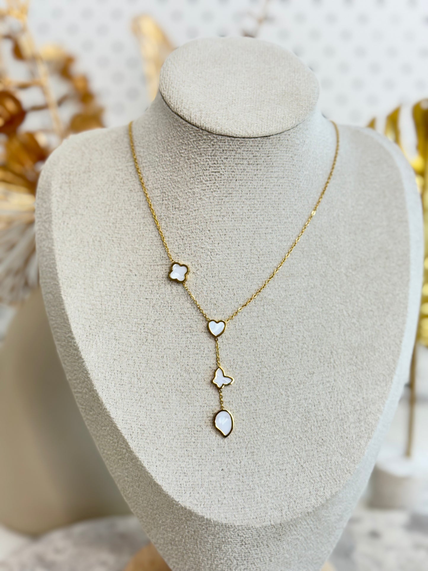 Lily Necklace 227