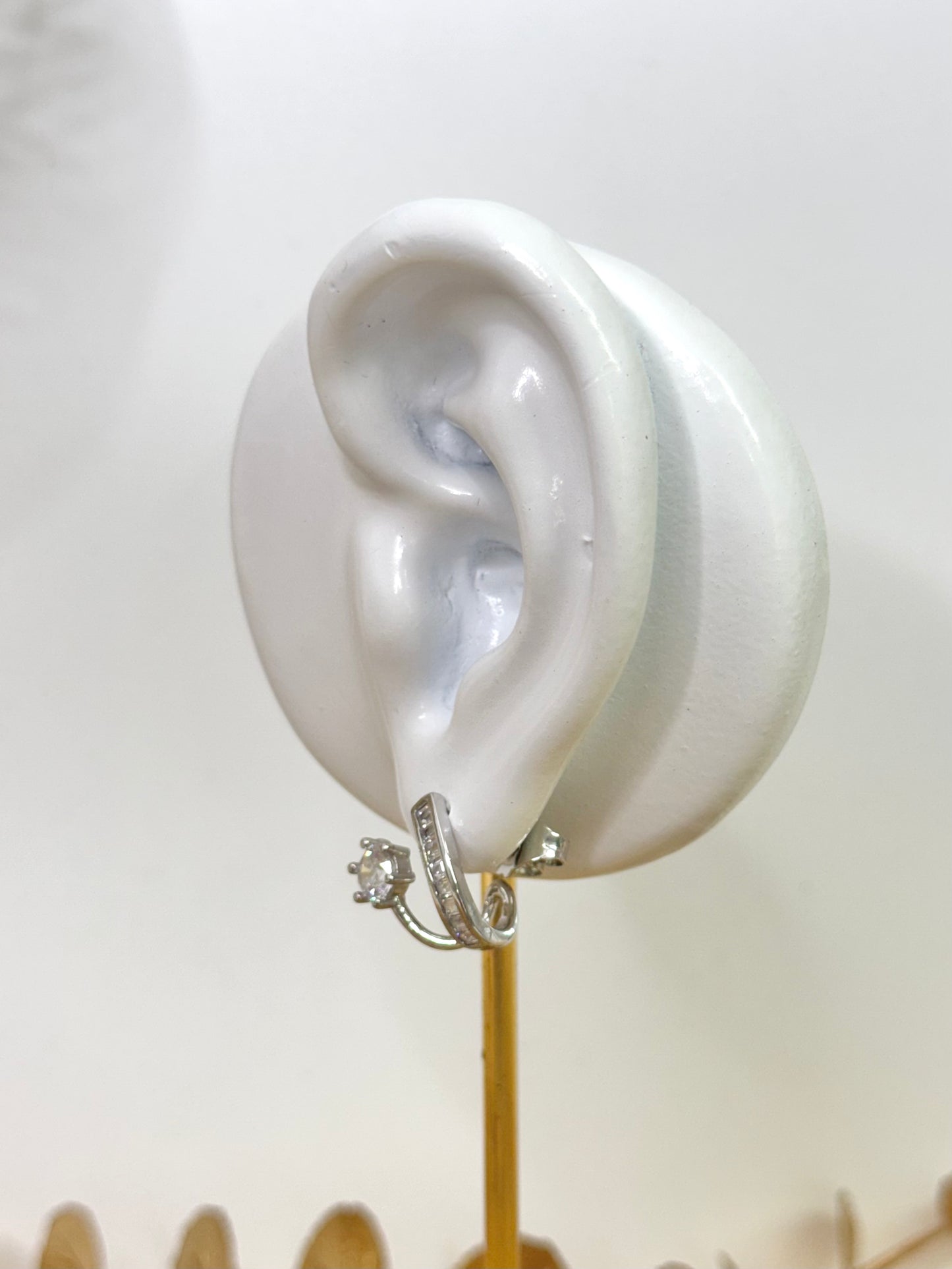 White Gold Earrings 1690