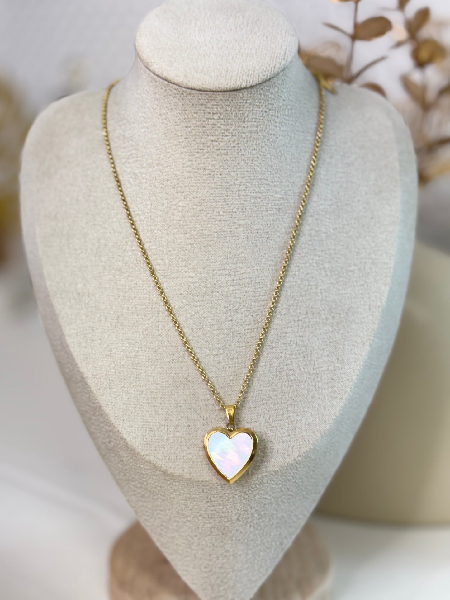 Gold Chain Necklace, Timeless Jewelry, Simple Necklace, Perfect Gift for Her
Elegant Necklace, Dainty Jewelry, Classic Gold Chain, Fashion Accessories
Sleek Necklace, Trendy Jewelry, Lightweight Chain, Stylish Gift Idea
Statement Necklace, Modern Jewelry, Versatile Chain, Women's Fashion Necklace
Luxury Necklace, Hypoallergenic Jewelry, Durable Chain, Non-Tarnish Necklace
Chic Necklace, Birthday Gift, Anniversary Jewelry, Must-Have Accessory