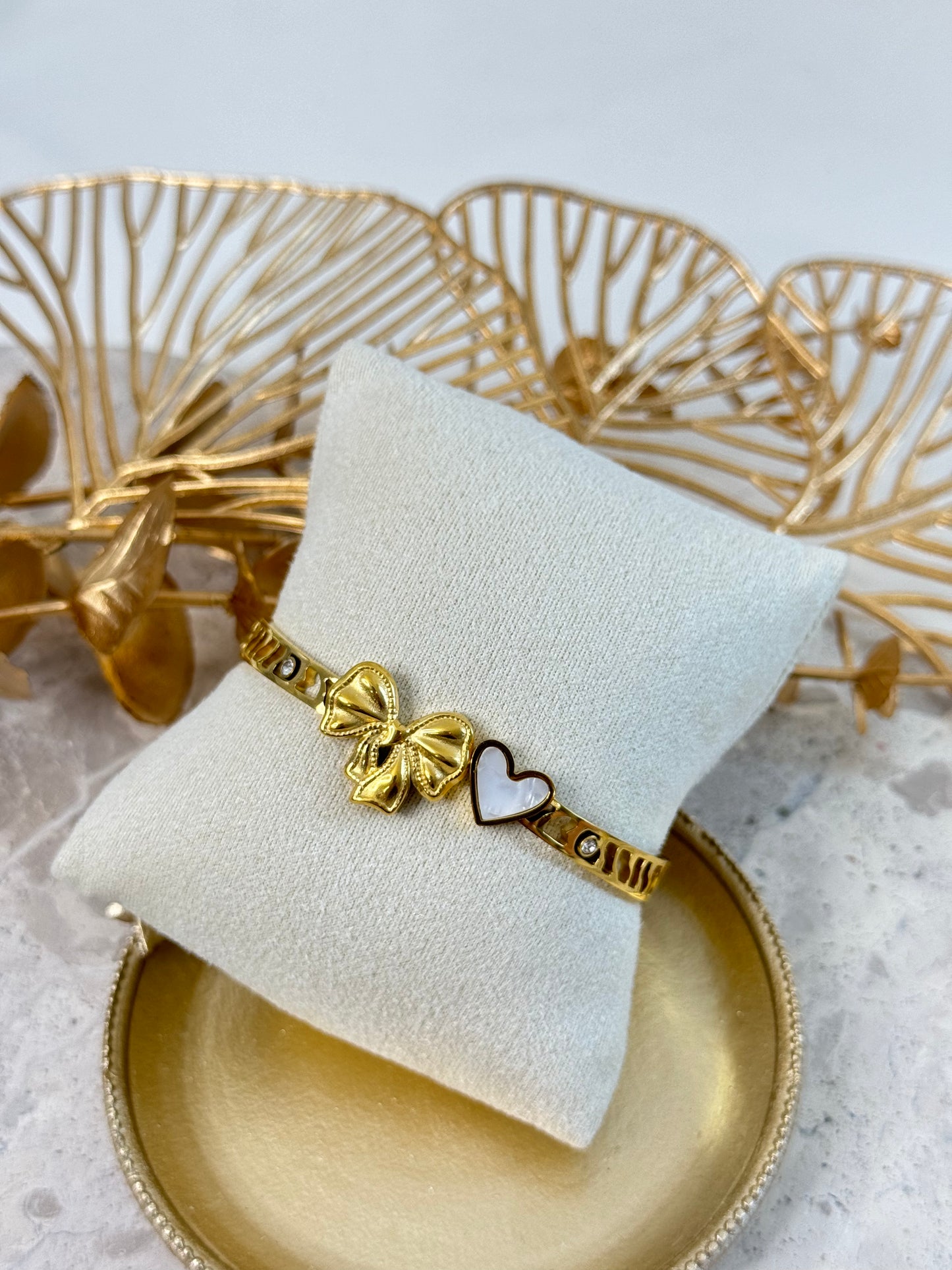 Kaia Bangle 577
