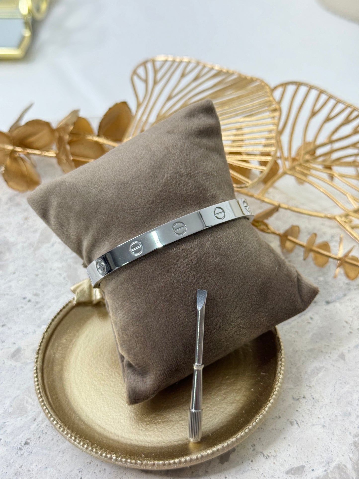 Dawn in Silver Bangle 675