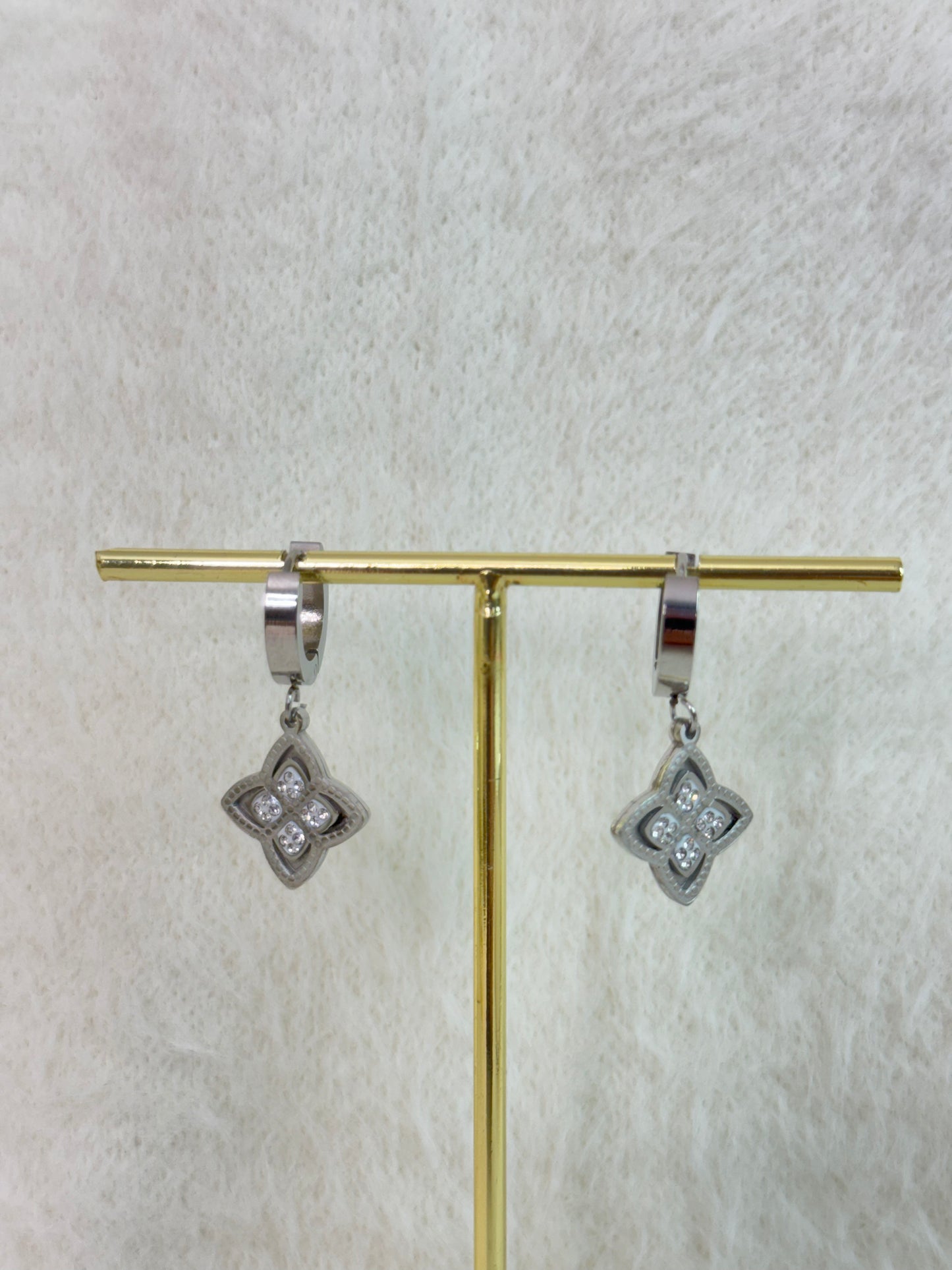Earrings 997