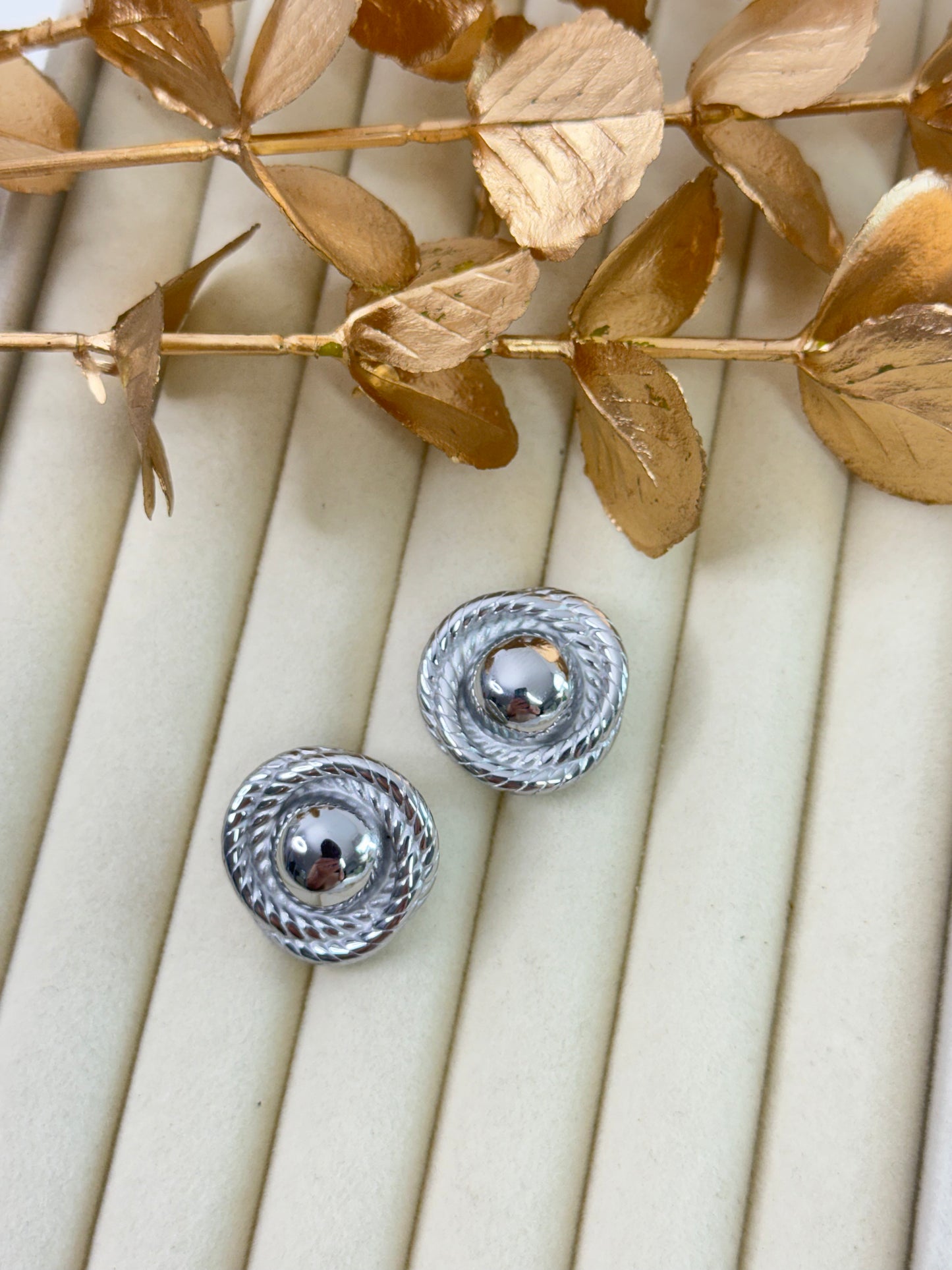 Lorna Earrings 1045