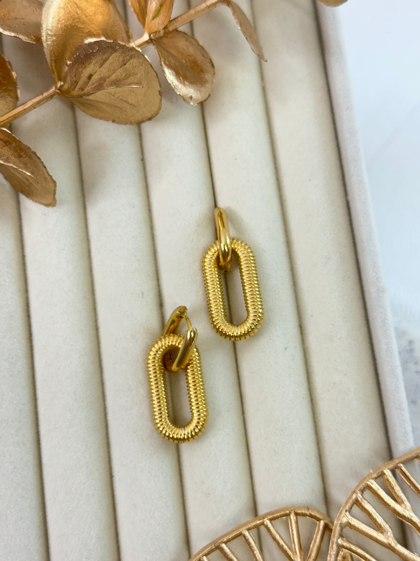 Earrings 1044