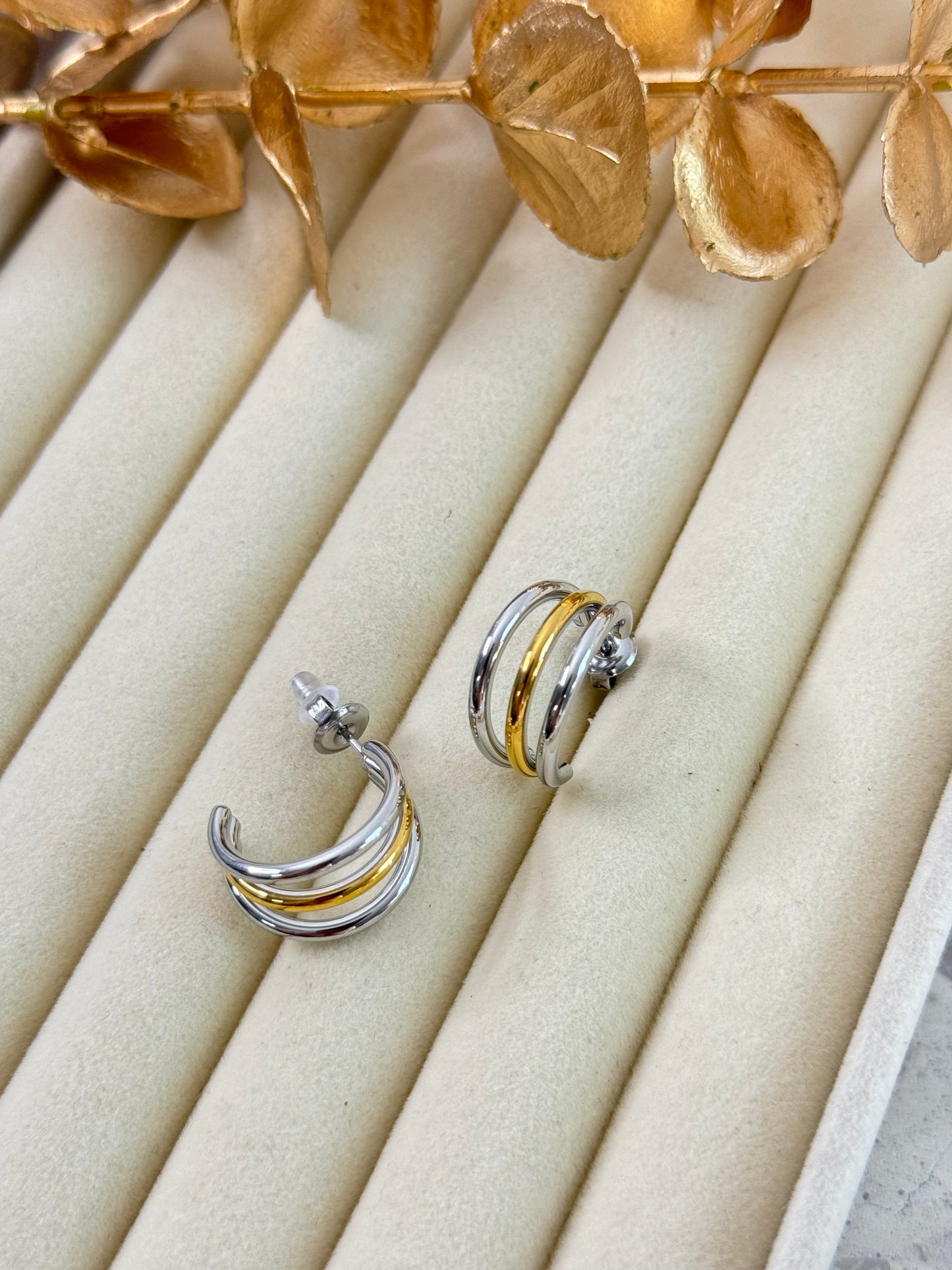 Mely Earrings 1048