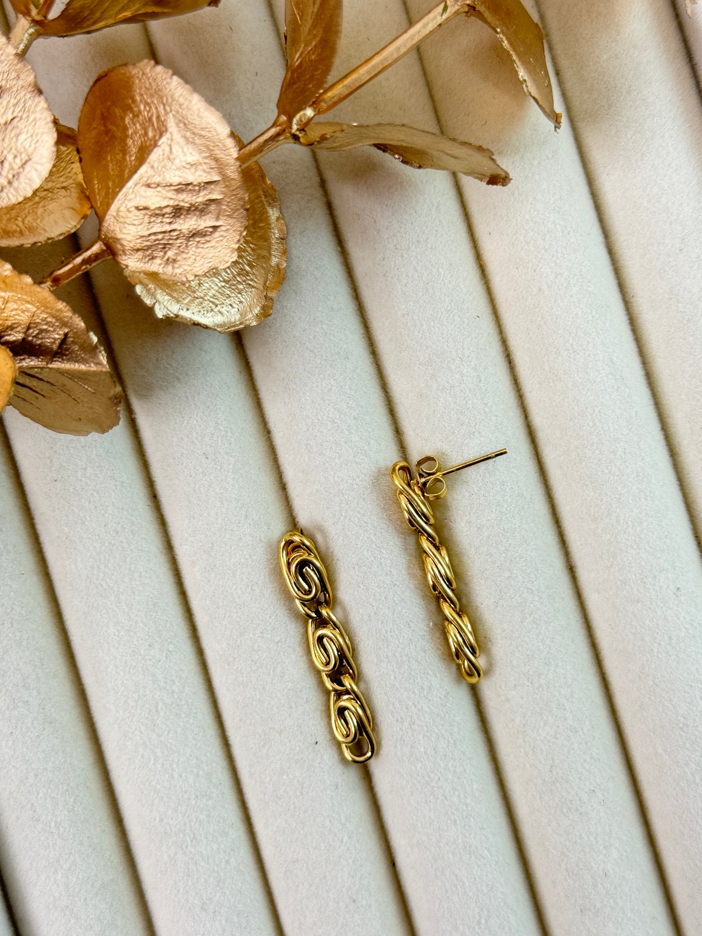 Earrings 1146