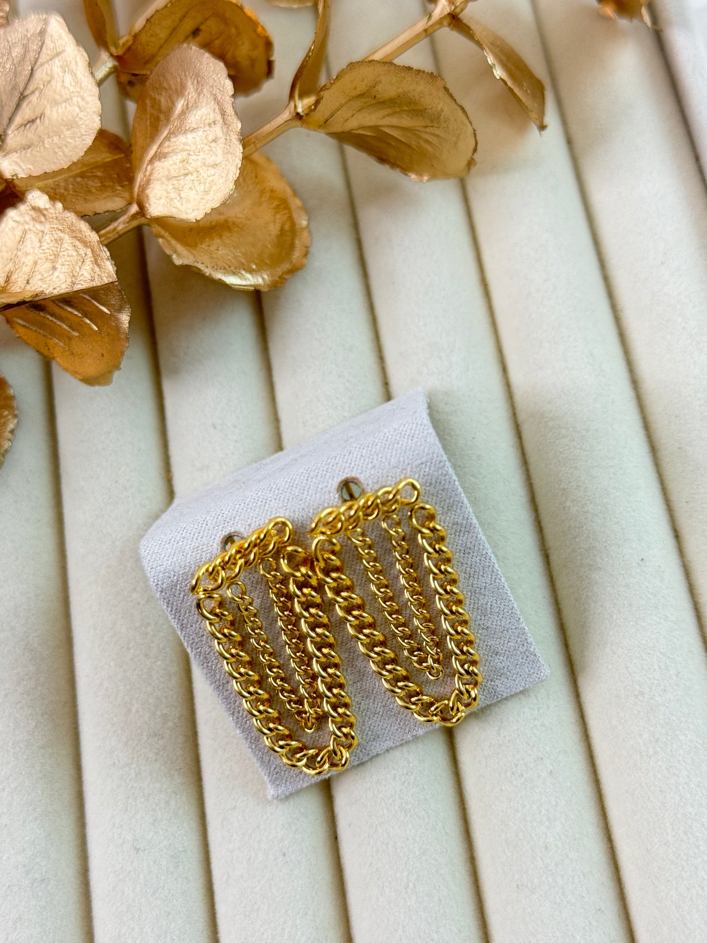 Earrings 1147