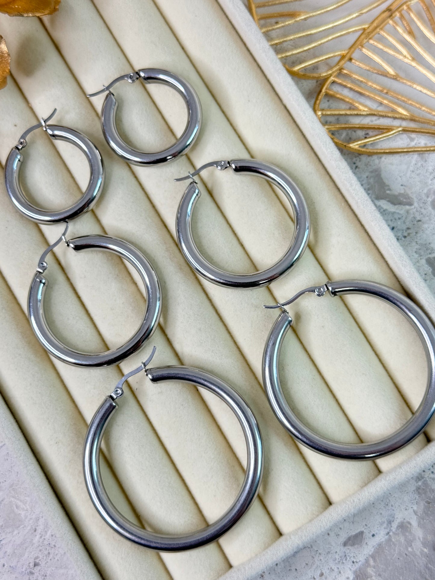 Plain Hoop in Silver | Earrings 1171