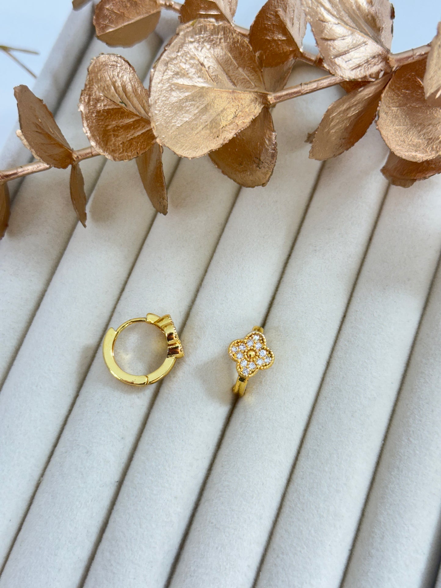 Yellow Gold Earrings 1908
