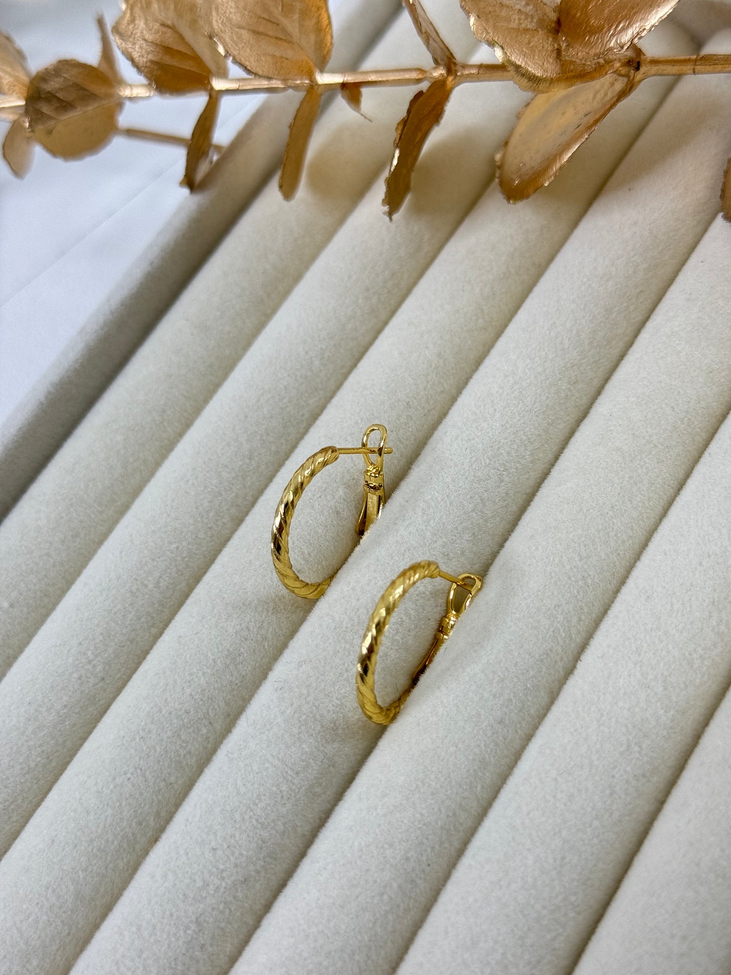 Yellow Gold Earrings 1919