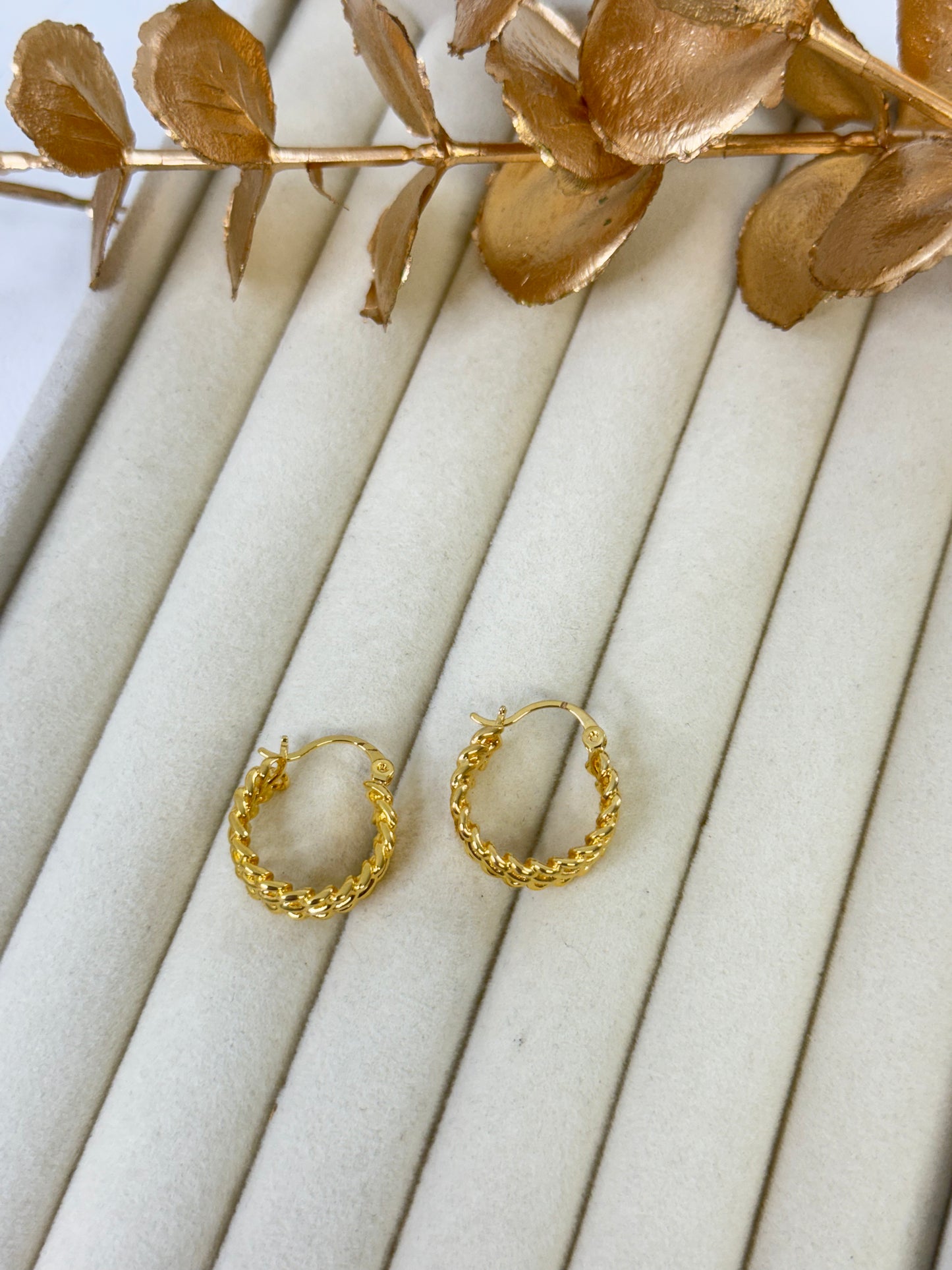 Yellow Gold Earrings 1920