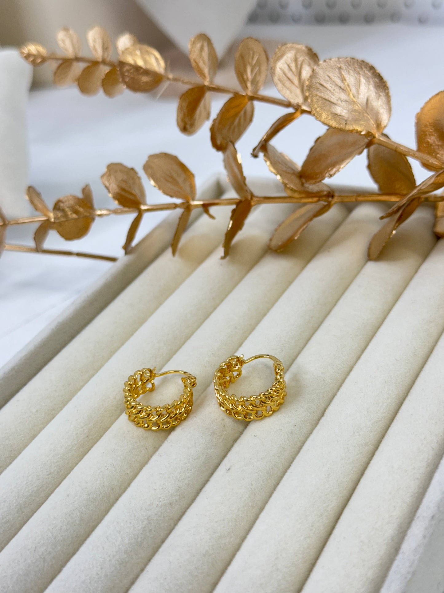 Yellow Gold Earrings 1920