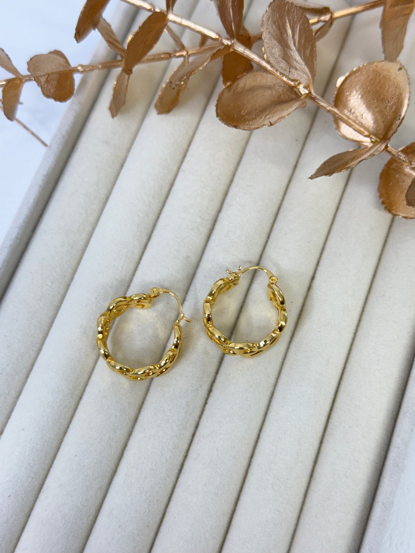 Hoop Earrings 1949