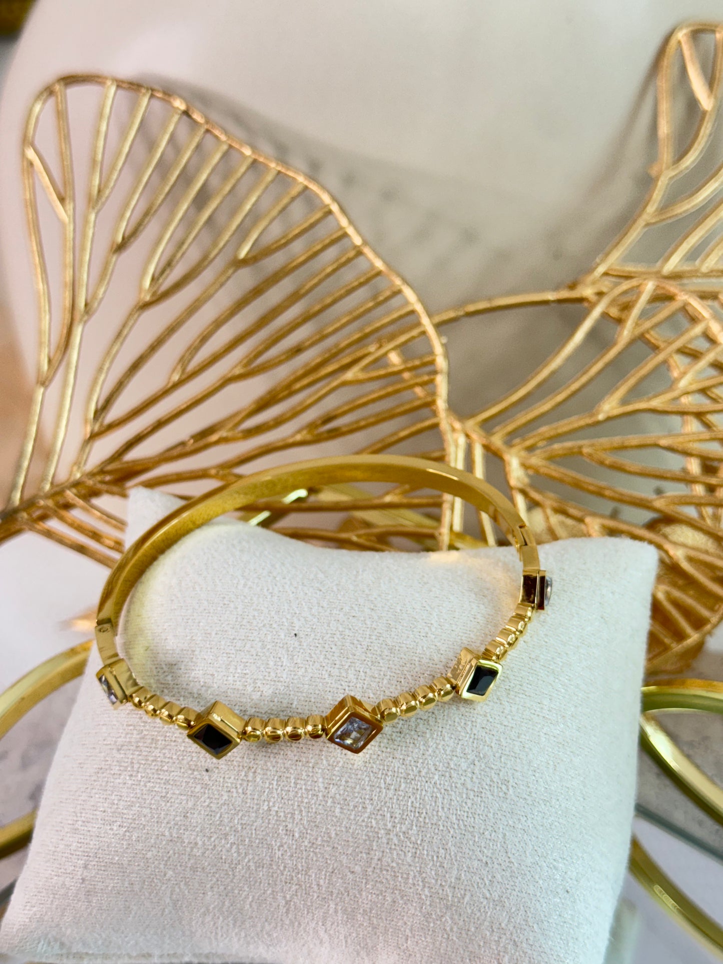 Safira Bangle 2839
