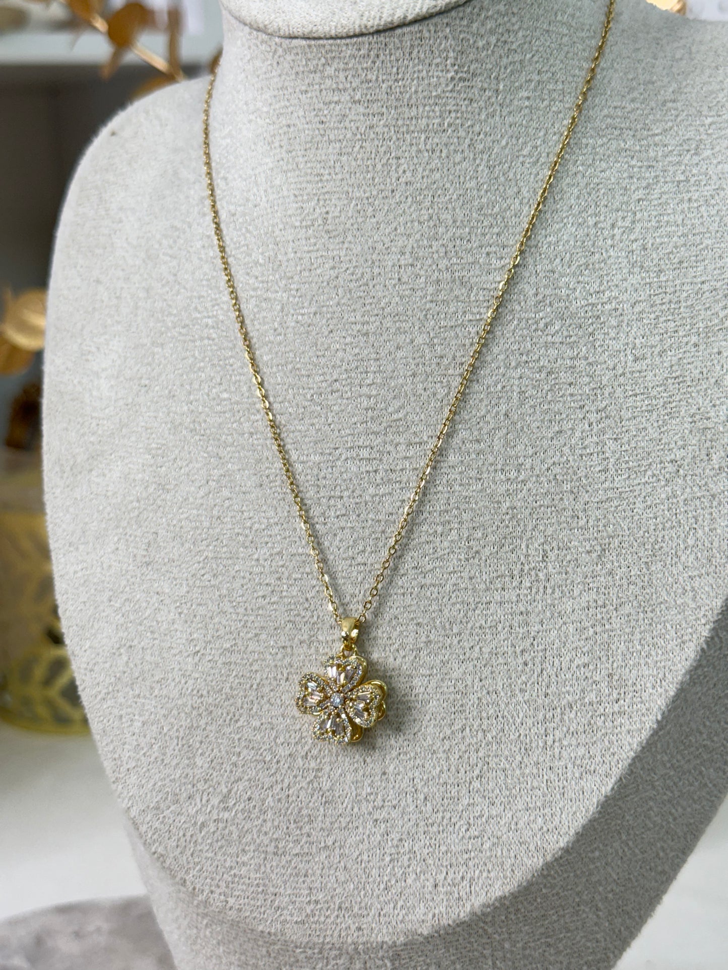 Timeless Jewellery, Simple Necklace, Perfect Gift for Her
Elegant Necklace, Dainty Jewelry, Classic Gold Chain, Fashion Accessories
Sleek Necklace, Trendy Jewellery, Lightweight Chain, Stylish Gift Idea
Statement Necklace, Modern Jewellery, Versatile Chain, Women's Fashion Necklace
Luxury Necklace, Hypoallergenic Jewellery, Durable Chain, Non-Tarnish Necklace
Chic Necklace, Birthday Gift, Anniversary Jewellery, Must-Have Accessory