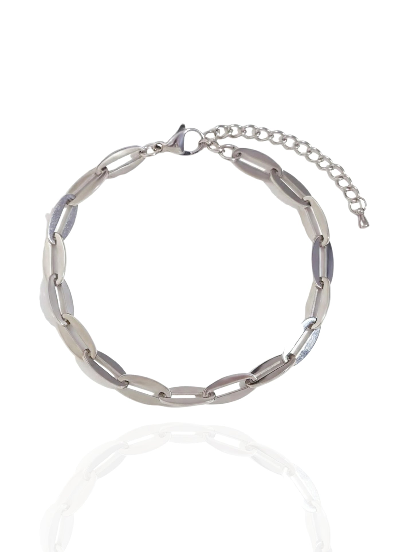 timeless jewellery, perfect gift for her, elegant anklet, dainty jewellery, simple anklet, fashion accessories, minimal anklet, pearl anklet, sleek jewellery, trendy jewellery, statement anklet, stylish anklet, cute anklet, dainty anklet, silver anklet, chain anklet