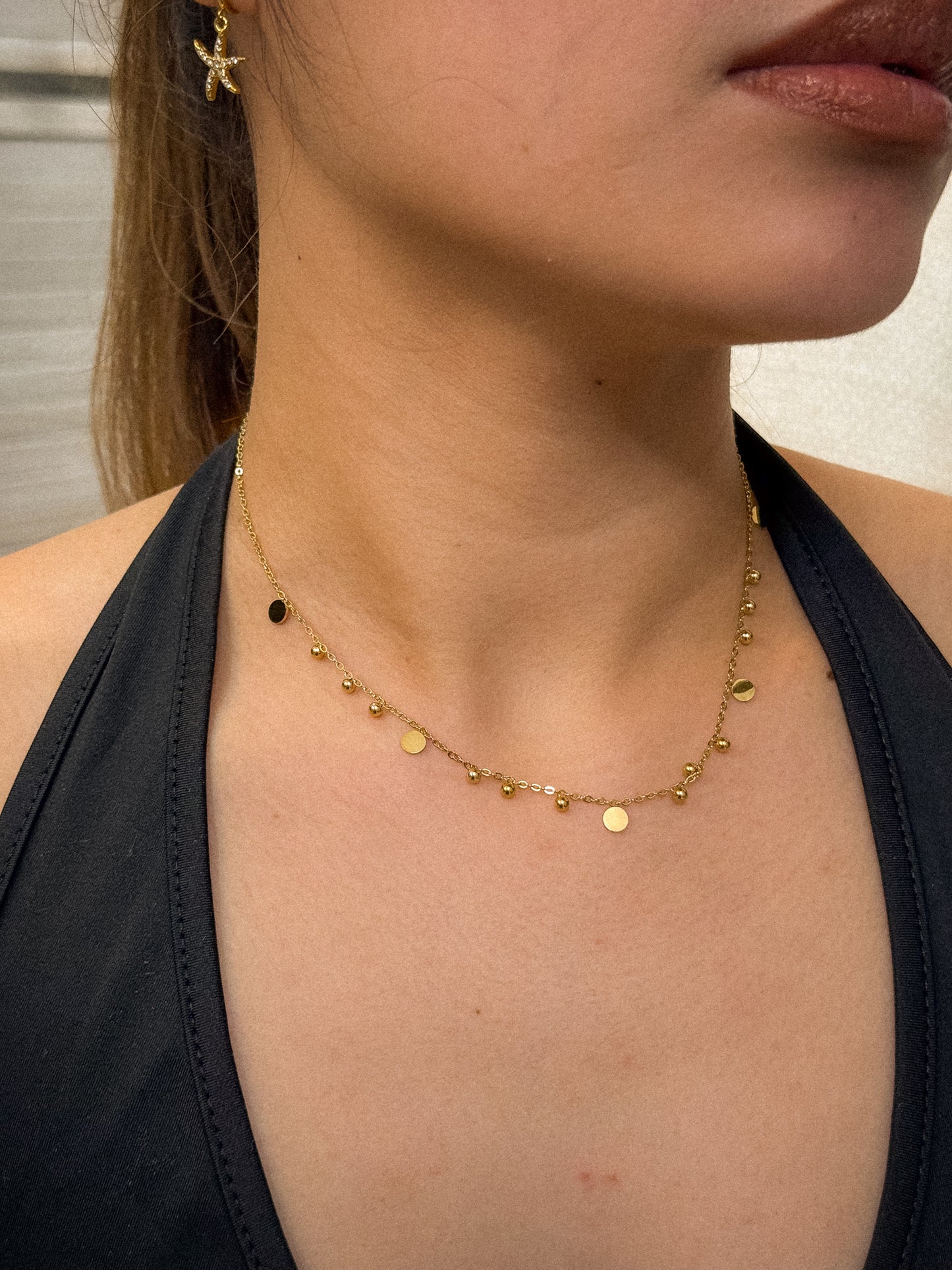 gold necklace, timeless jewellery, perfect gift for her, elegant necklace, charm necklace, best gift for her, classic gold chain necklace, stylish gift, statement necklace, versatile necklace, necklace Australia, link chain necklace, interlocking pendant necklace, y-shaped necklace, necklace with stone pendant, necklace with bold pendant, pendant with stones, necklace with gem pendant, minimalist design necklace