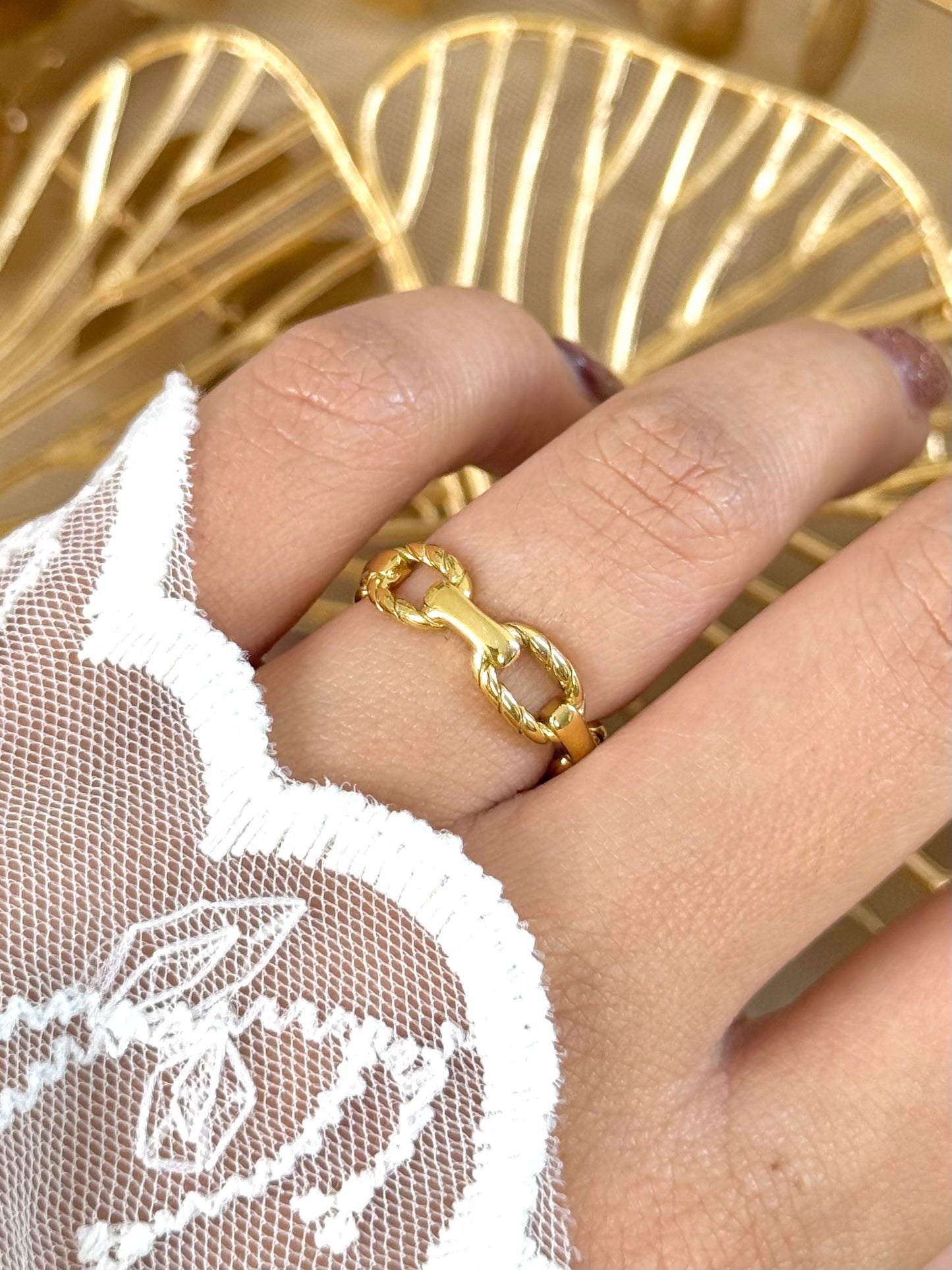 link ring, simple ring, stackable ring, minimal ring, ring for everday australia, affordable ring in australia