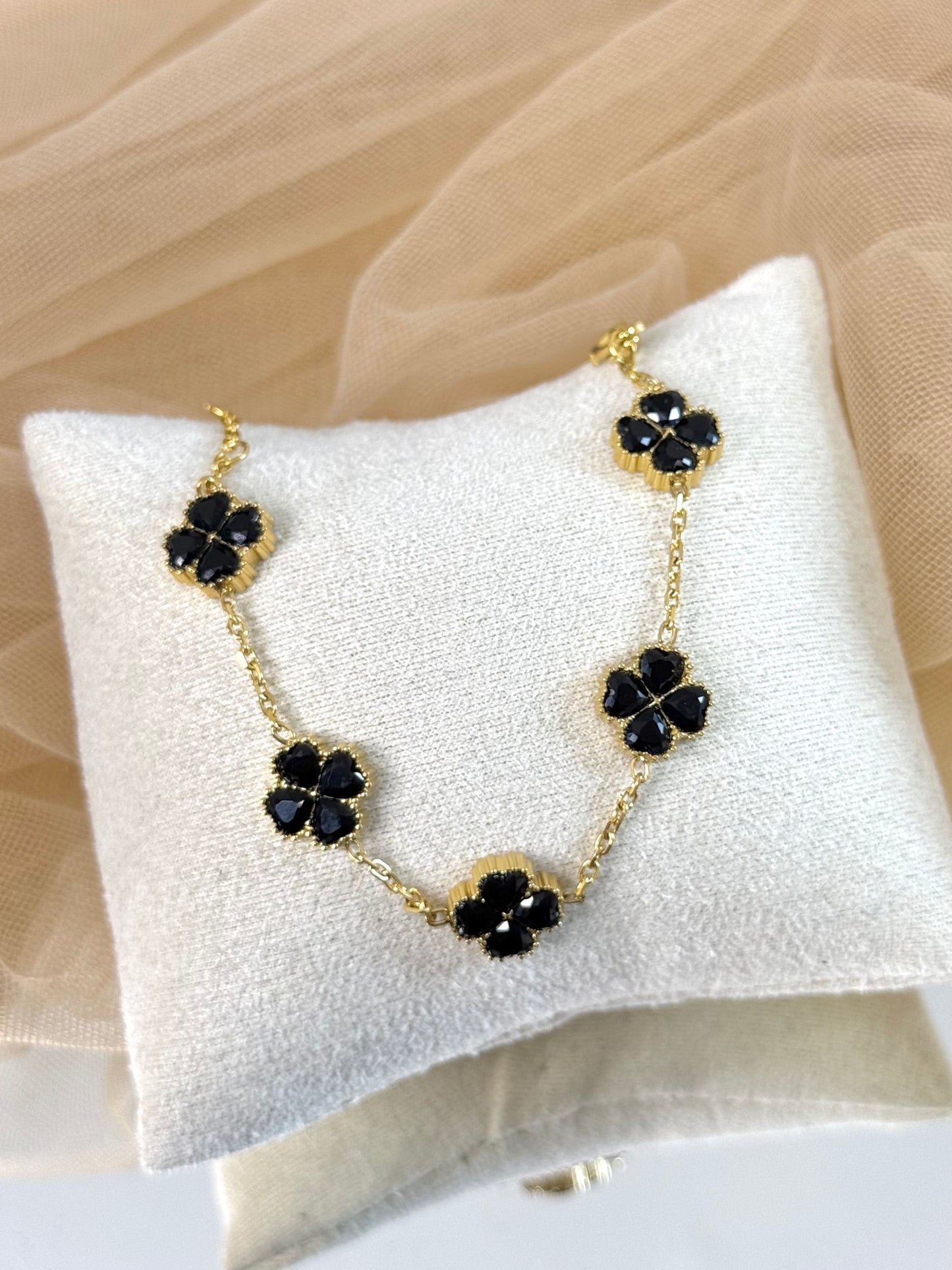 cute clover bracelet, small black clover bracelet, shiny clover, black sparkle, coloured bracelet