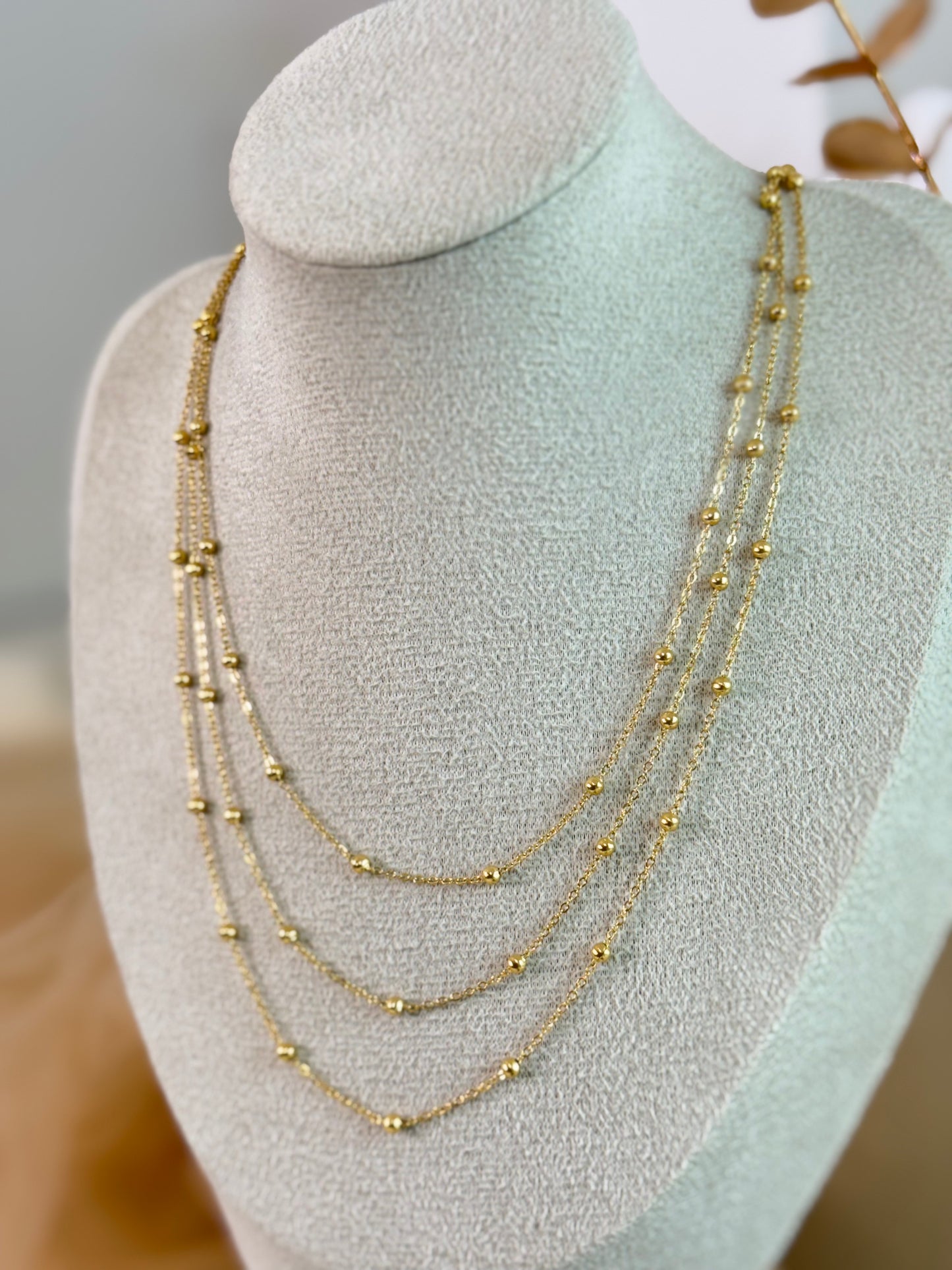 Timeless jewellery, Simple_Necklace_Perfect_Gift_for_Her_Elegant_Necklace_Dainty_Jewelry_Classic_Gold_Chain_Fashion_Accessories_Sleek_Necklace_Trendy_Jewellery_Lightweight_Chain_Stylish_Gift_Idea_Statement_Necklace_Modern_Jewellery_Versatile necklace